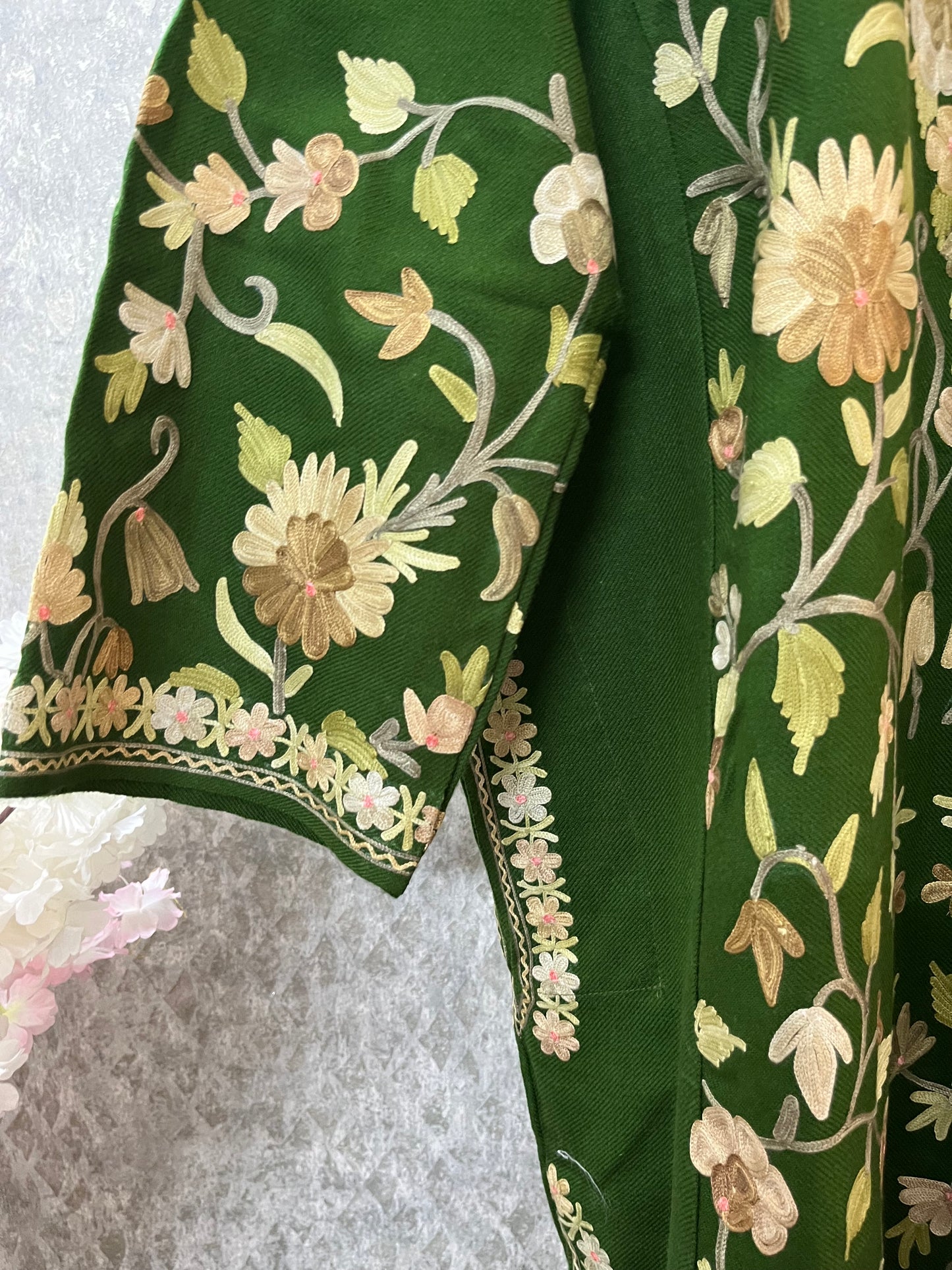 Heena Green Aari Embroidered Wool Pheran