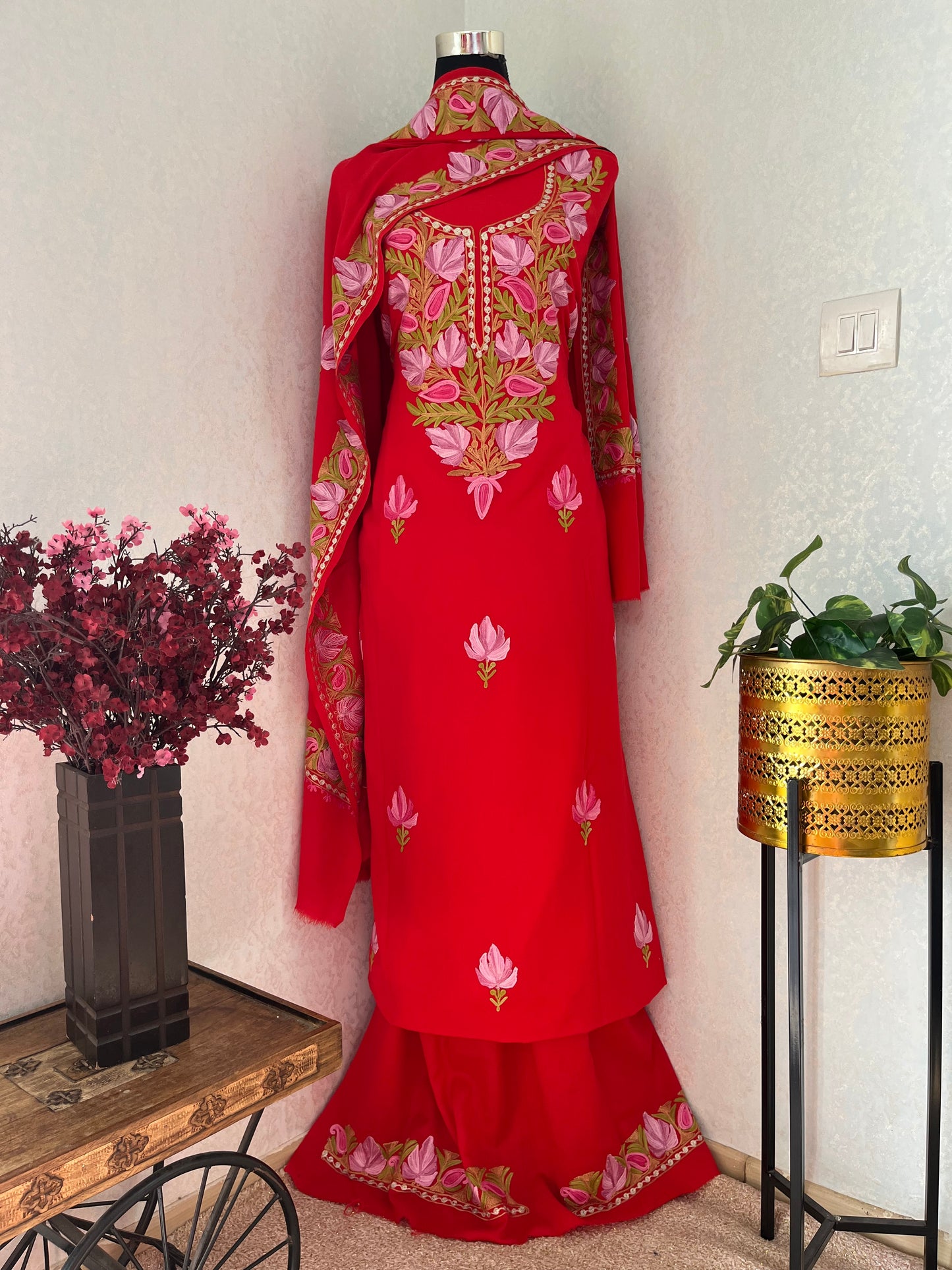 Red Aari Embroidered 3pc Suit Stole