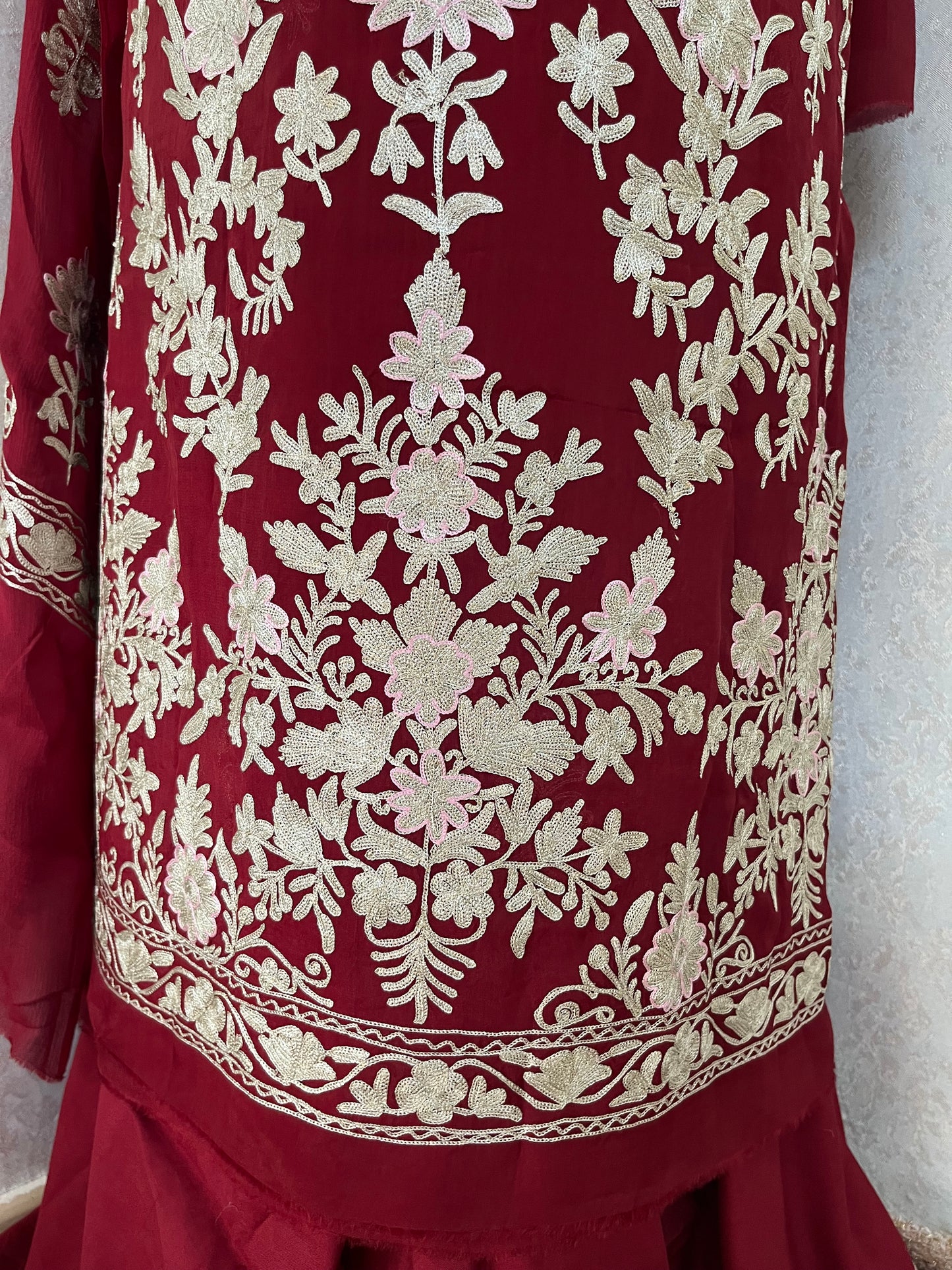Maroon Pure Soft Organza 3 Pc Heavy Kashmiri Suit