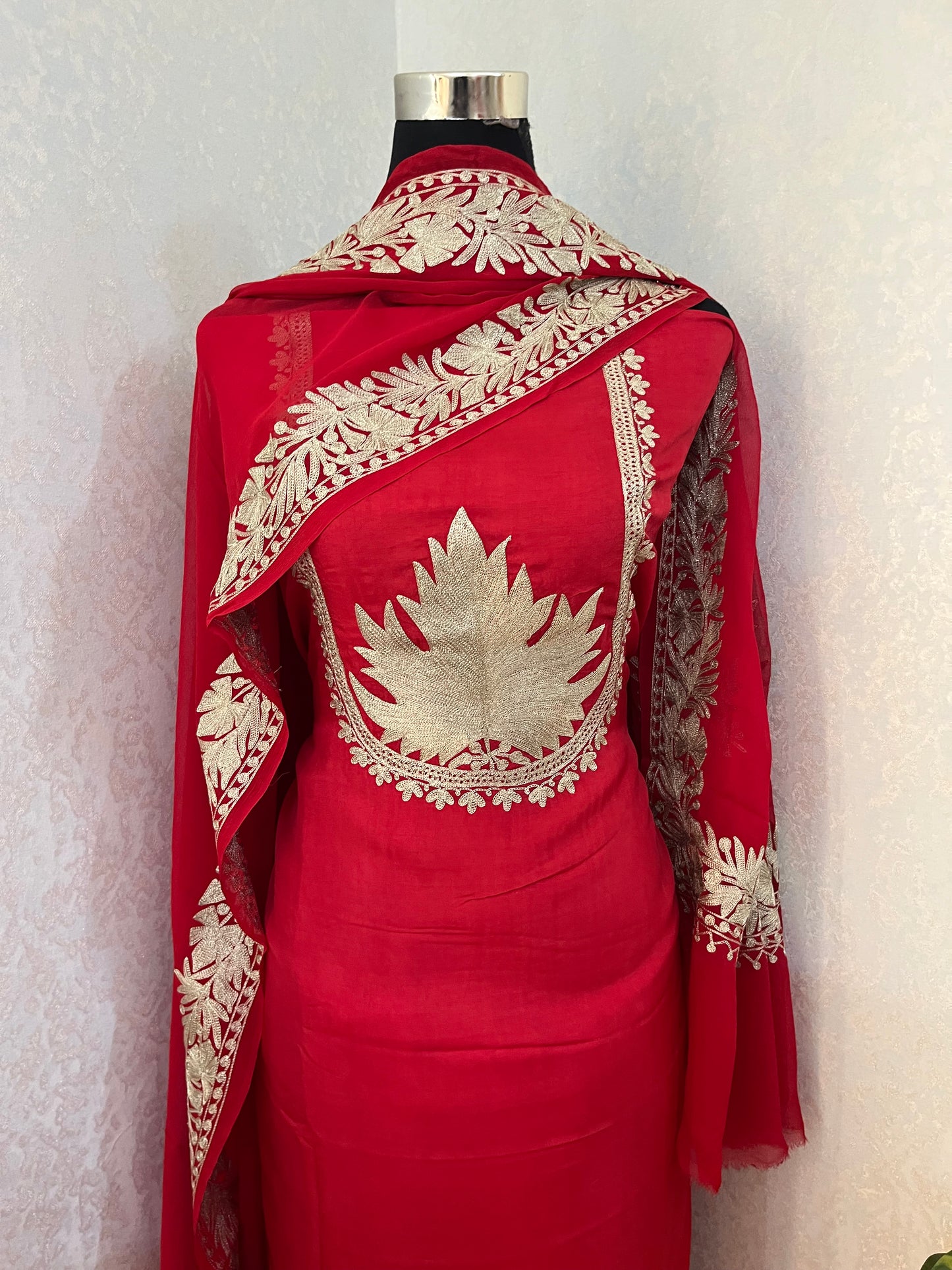 Red Sanam’ Tilla Kashmiri Silk Suit
