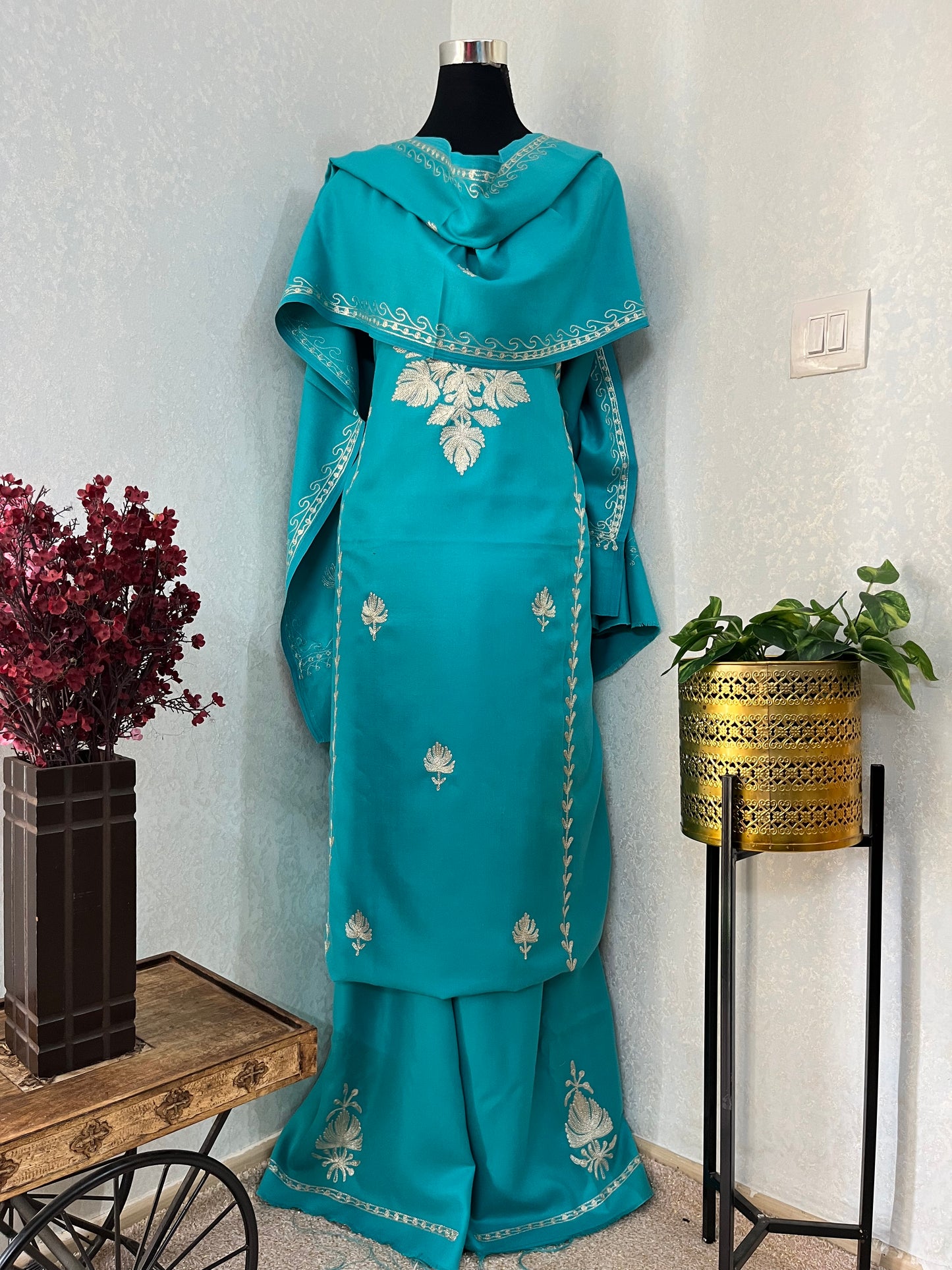 Sky Blue Tilla Embroidered 3pc Suit Stole