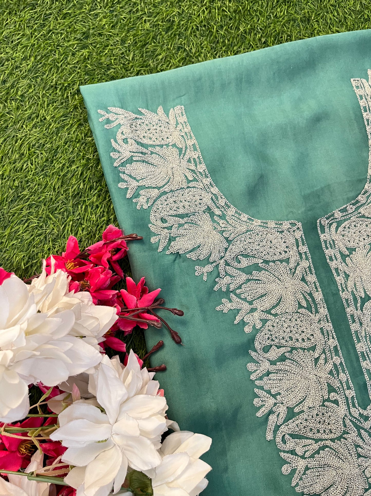 Pastel Green Silk Tilla Kashmiri Suit