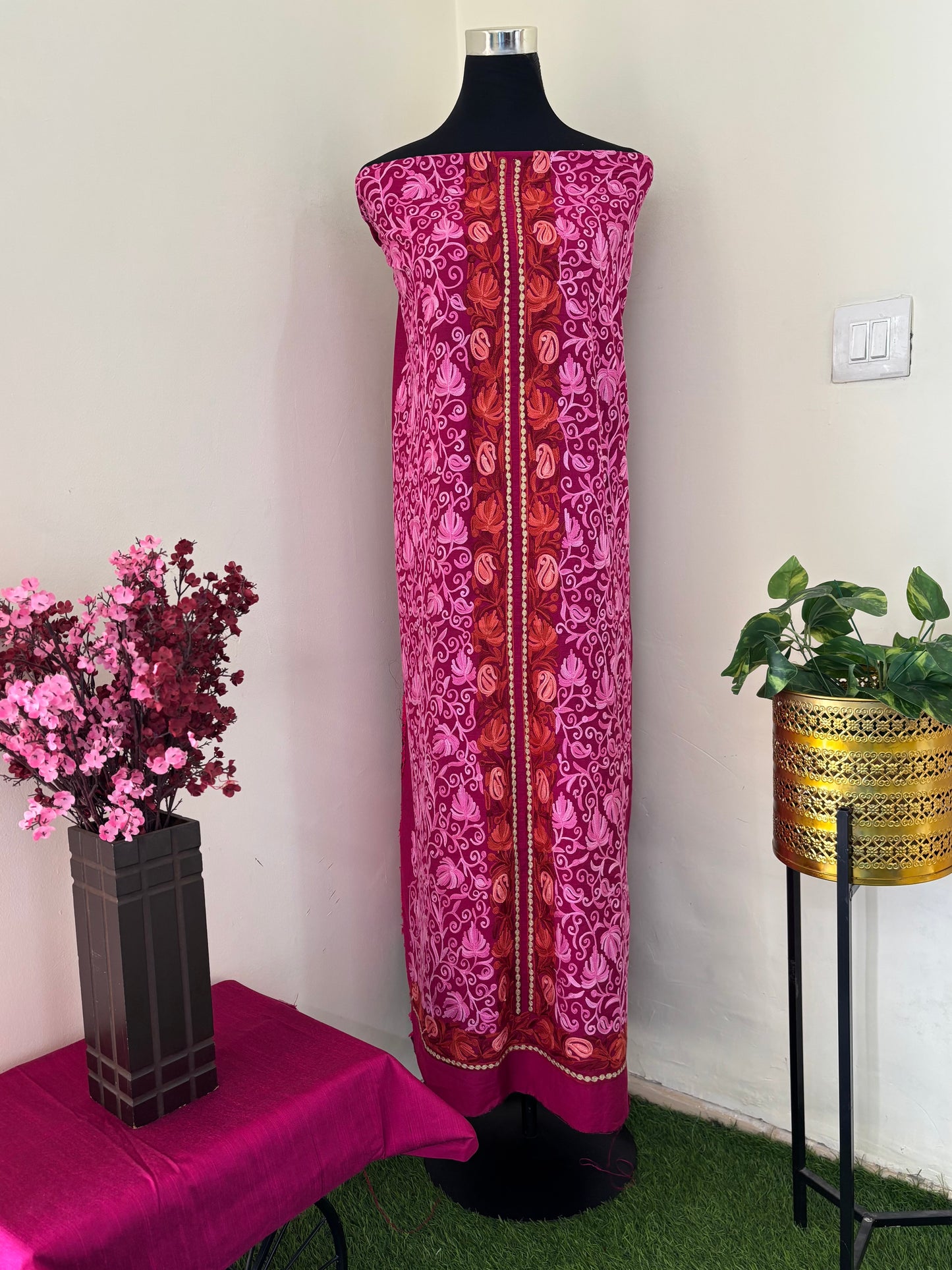 Cotton Hot Pink  Aari Embroidered Kurta Pant Set