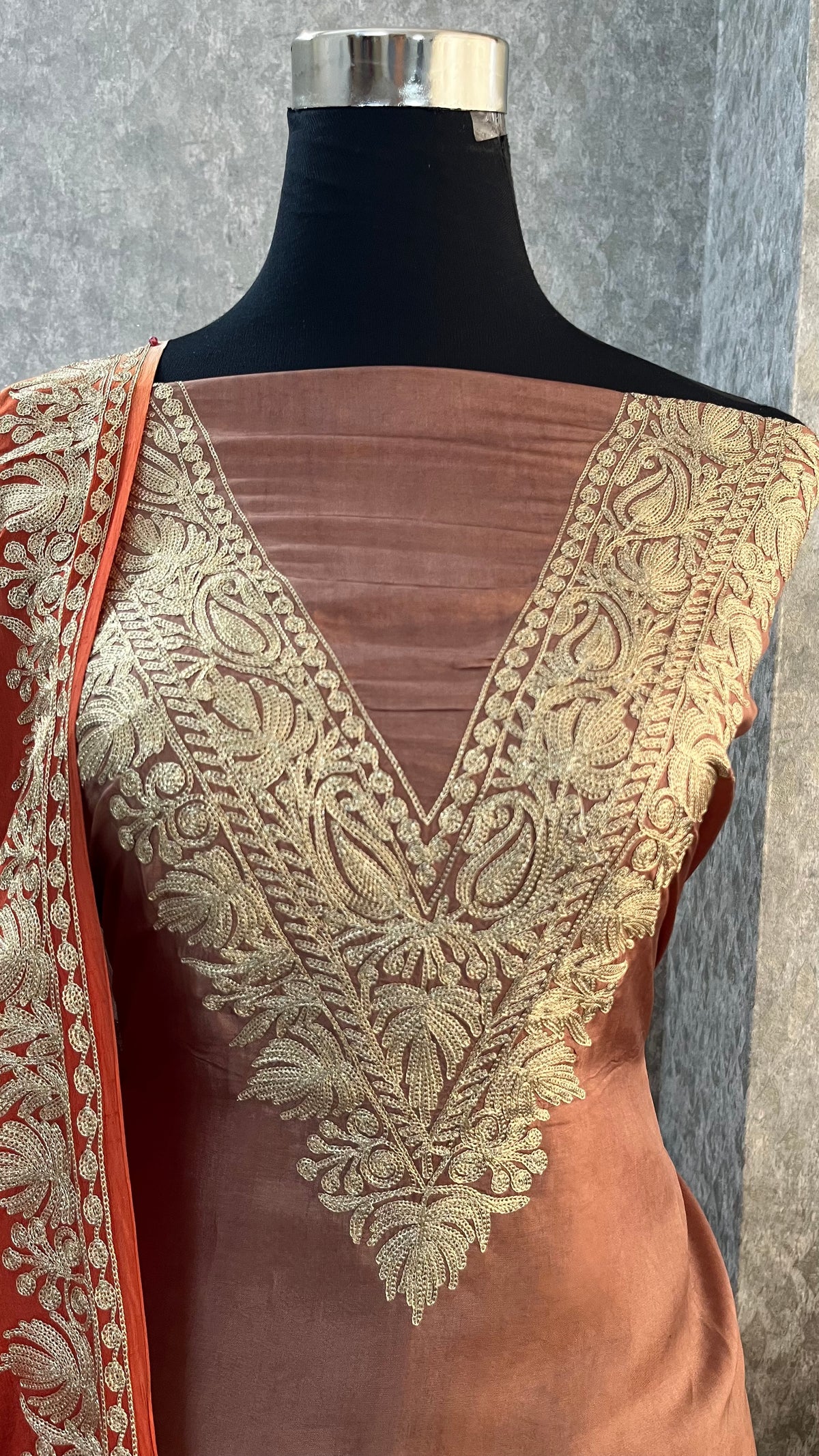 Onion Pink Sanam Silk Kashmiri Suit