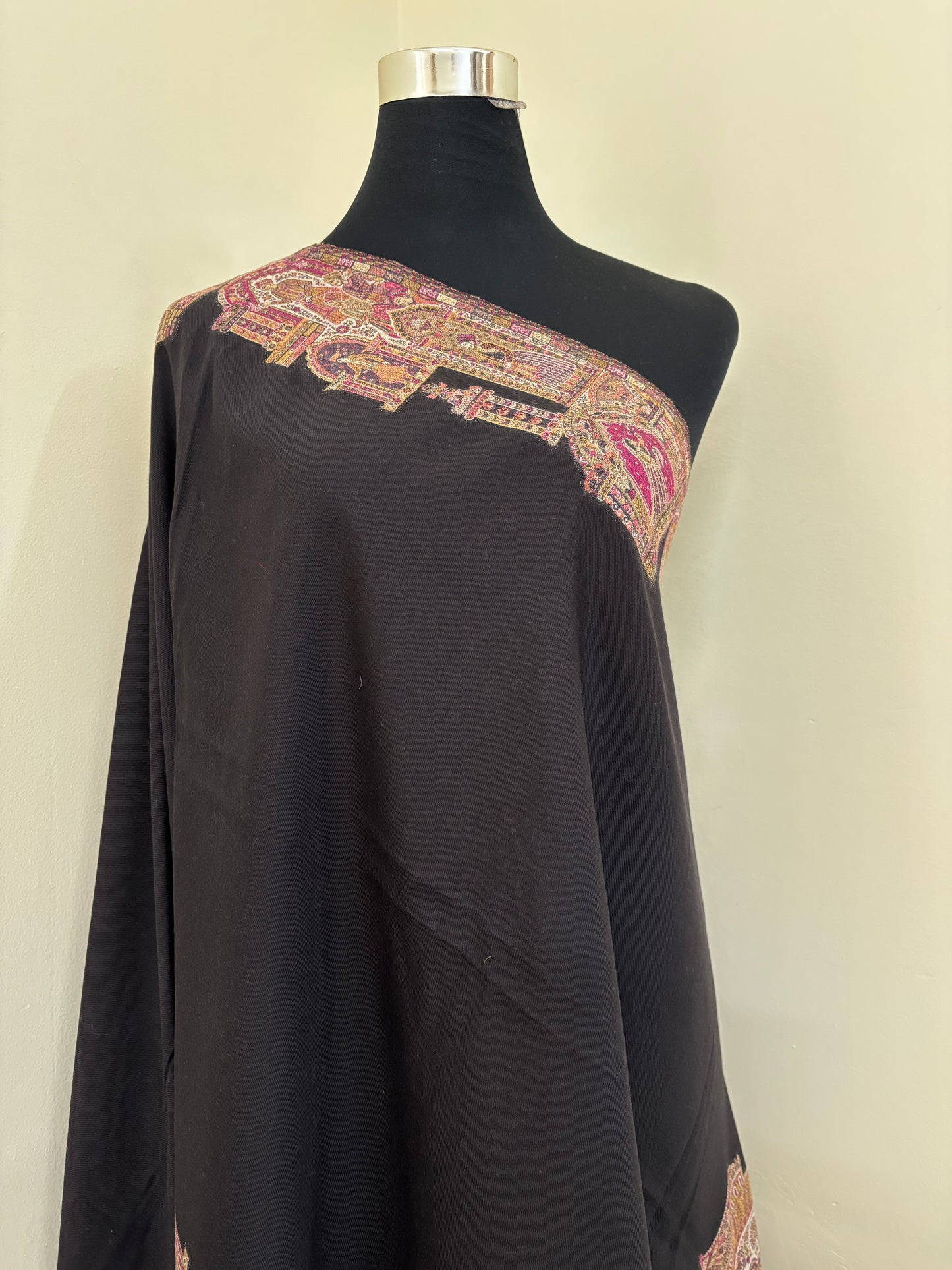 Kani Fine Semi Pashmina stole