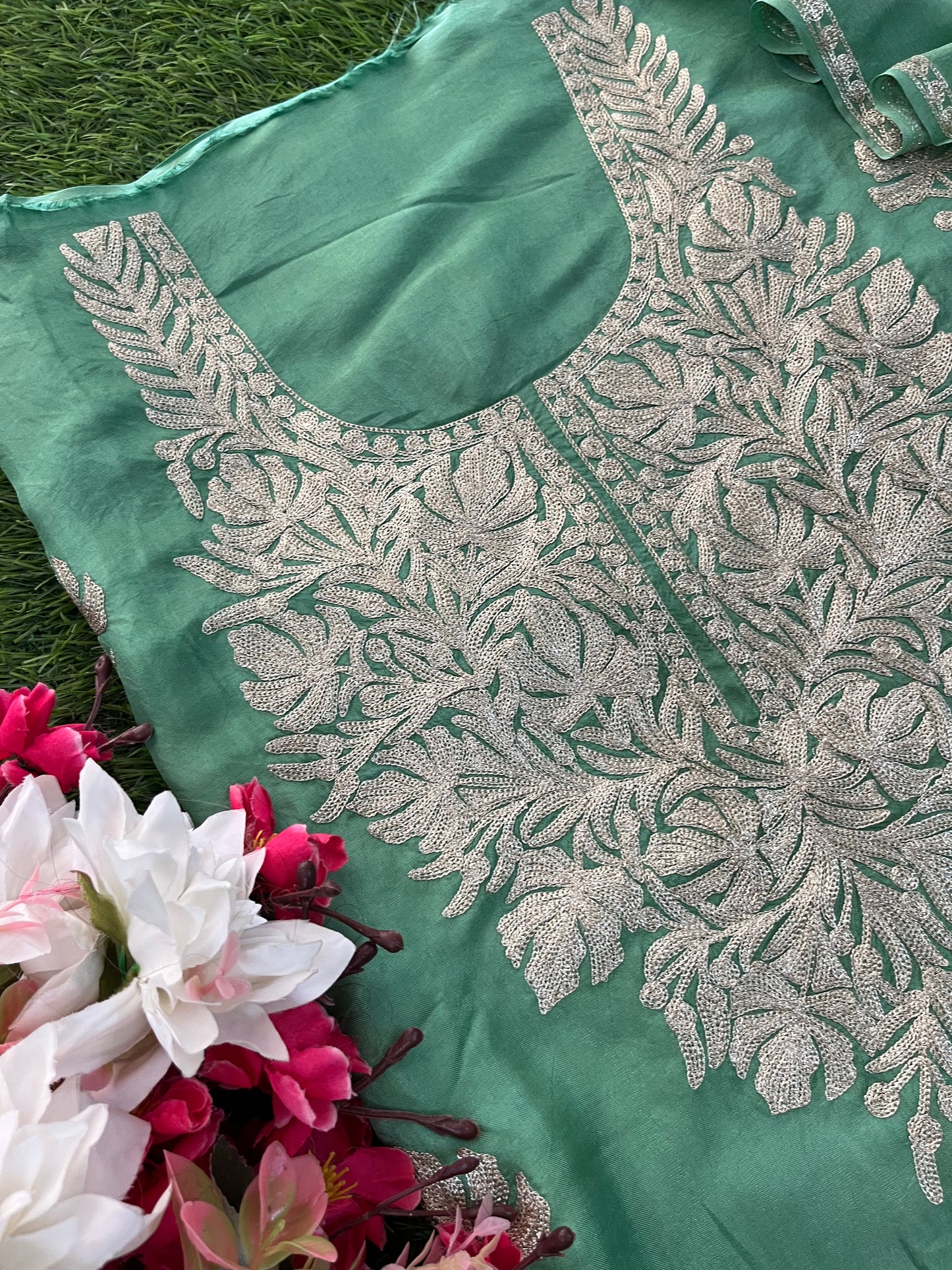 Pastel Green Sanam’ Silk Tilla Kashmiri Suit