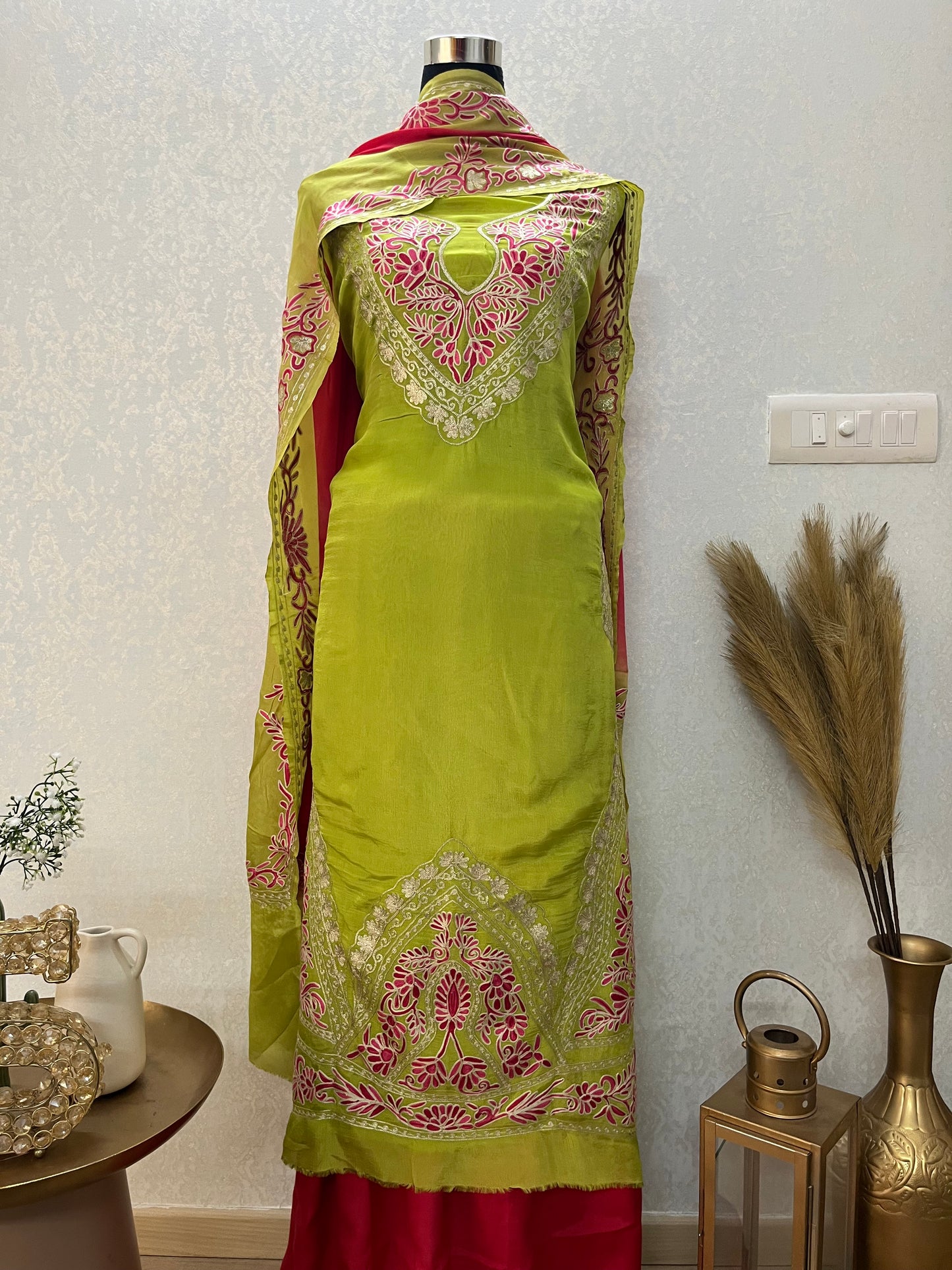 Pure Chinon 3 Pc Heavy Front Back Kashmiri Suit