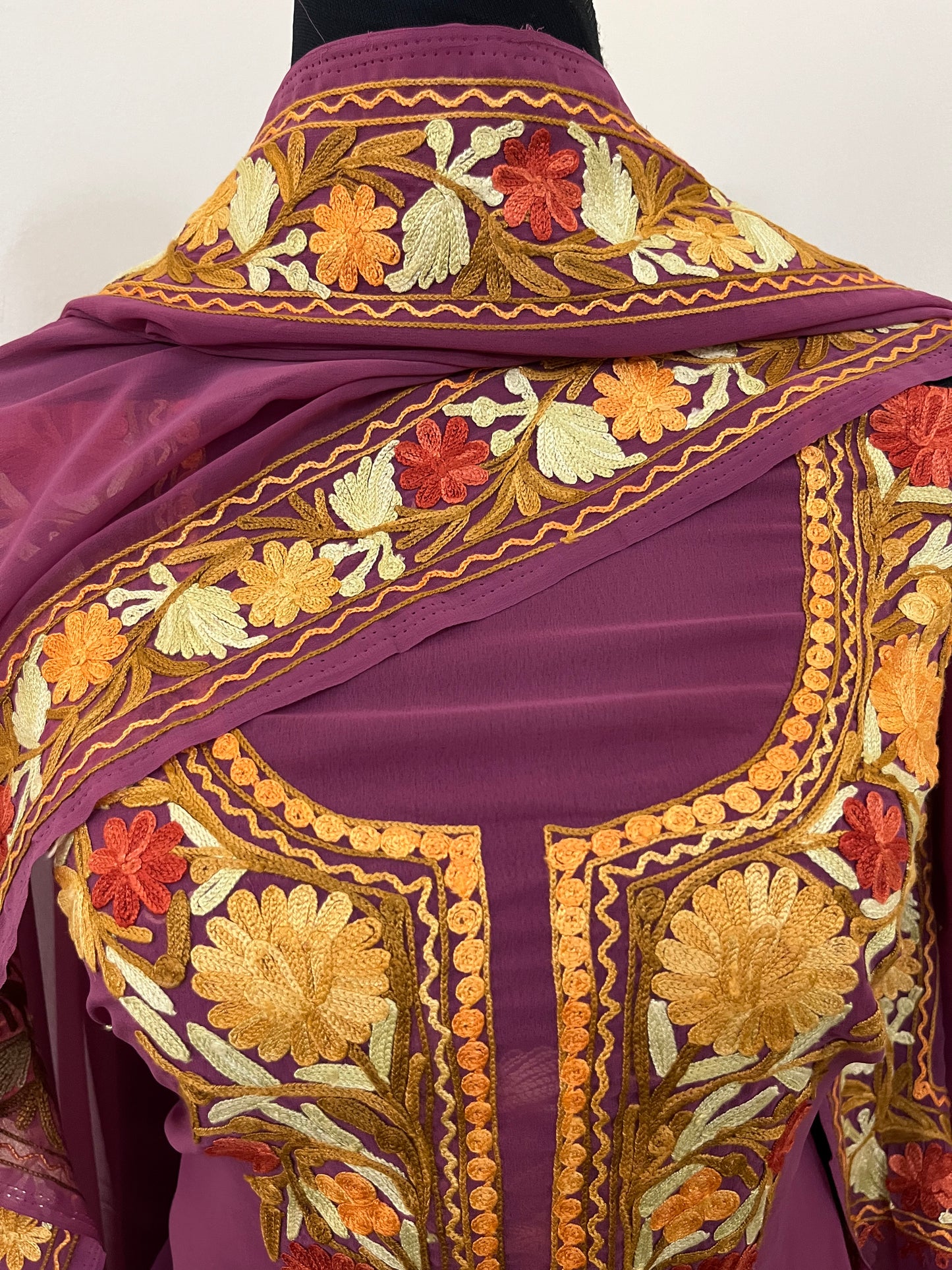 Mauve Georgette 3 Pc Aari Embroidered Suit Set