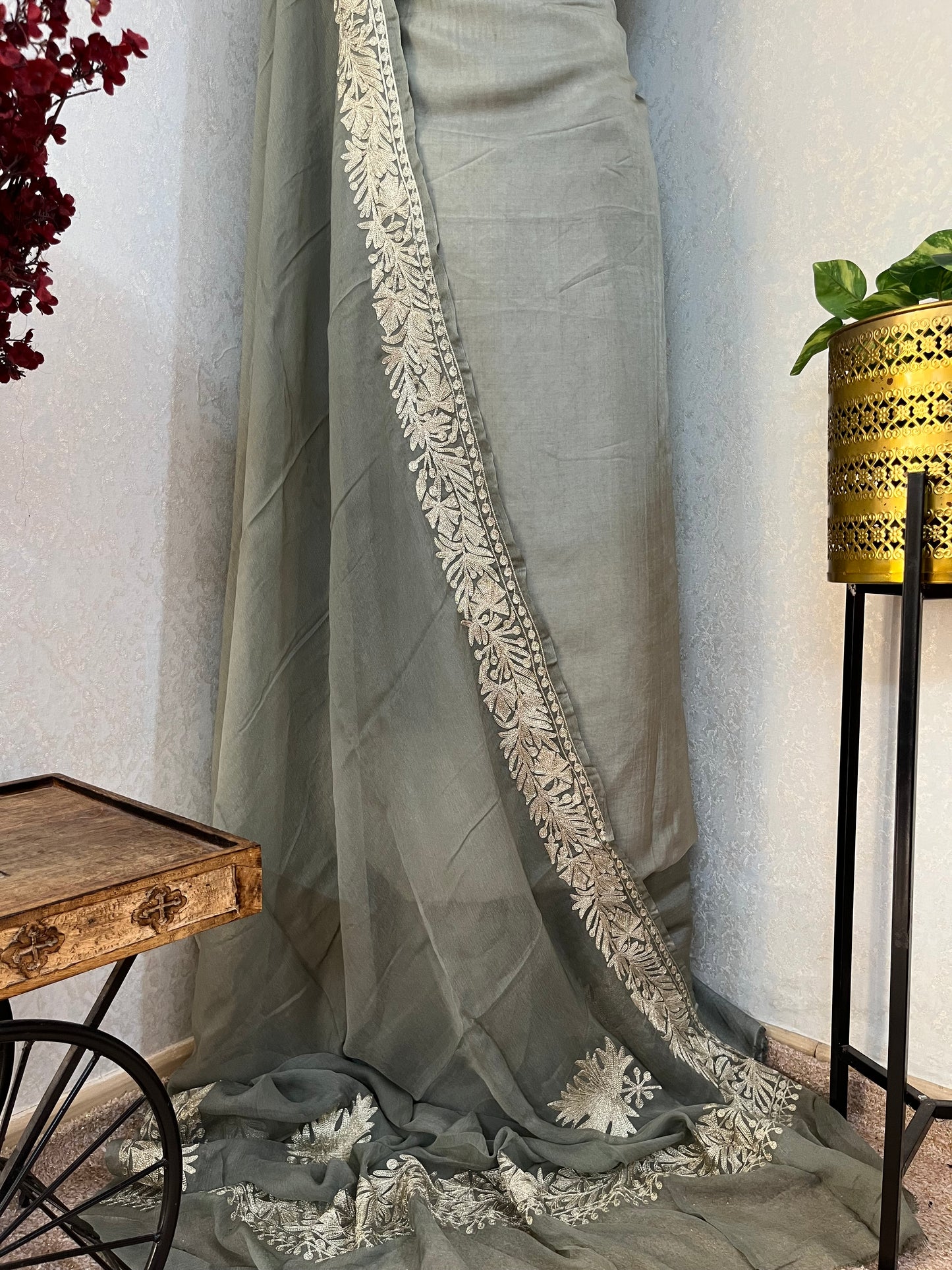 Soft Green Sanam’ Tilla Kashmiri Silk Suit