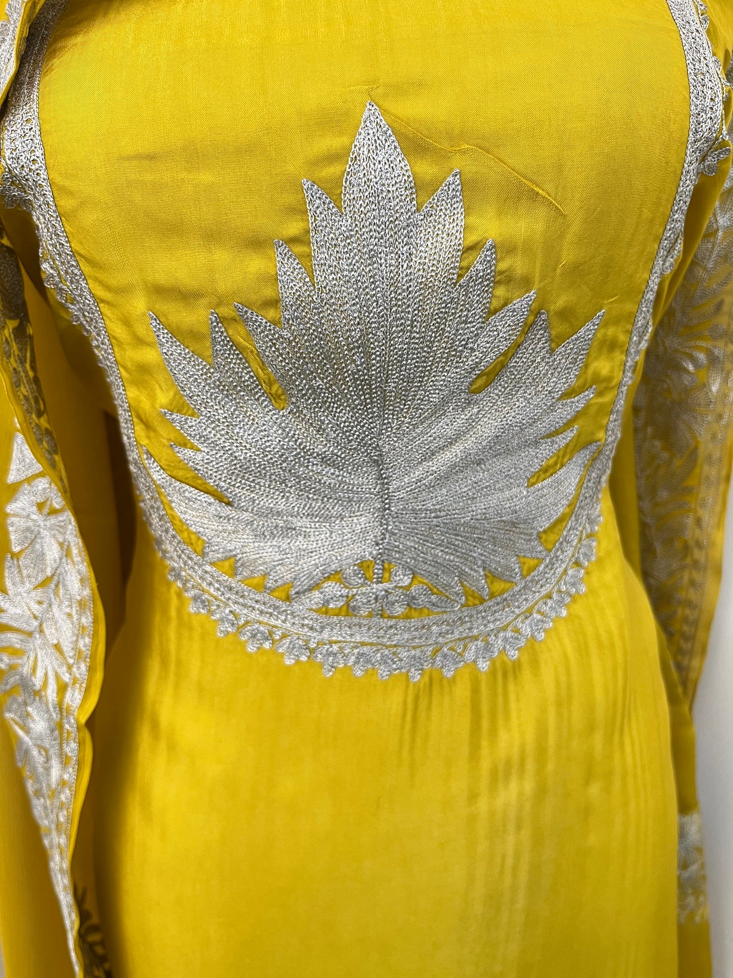 ‘Sanam’ Tilla Kashmiri Silk Suit