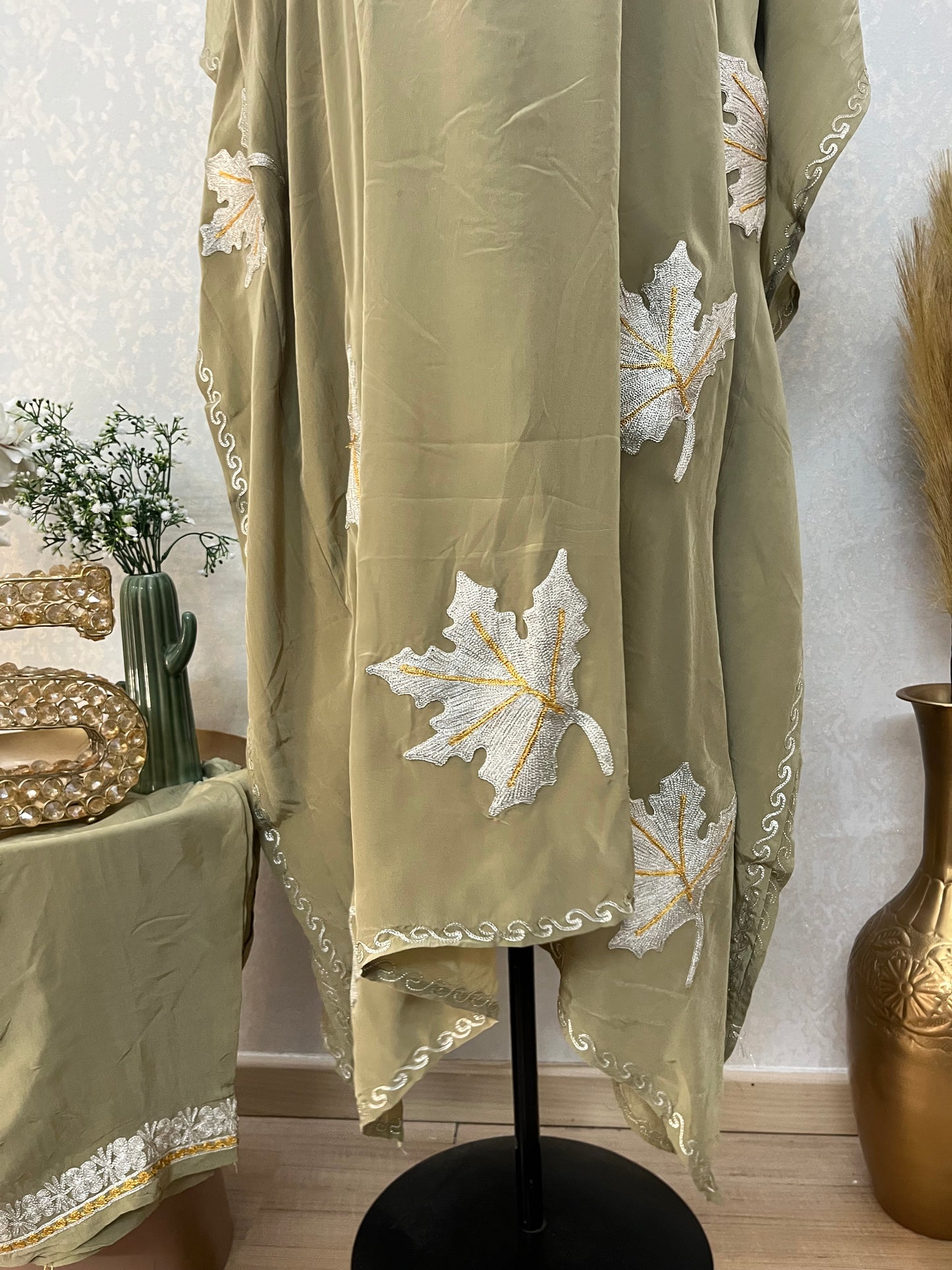 Crape Kashmiri Kaftan Set