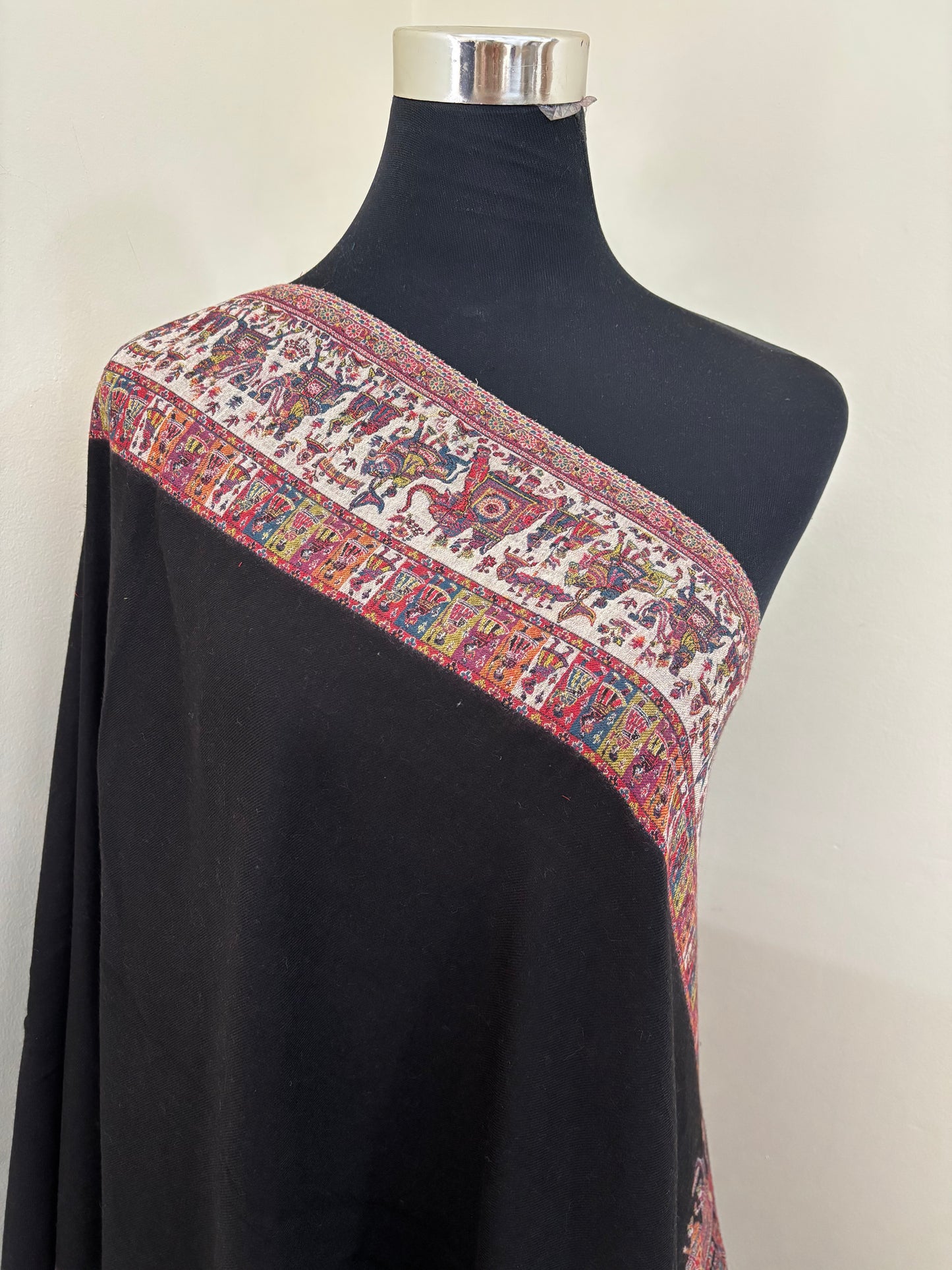 Kani Fine Semi Pashmina stole