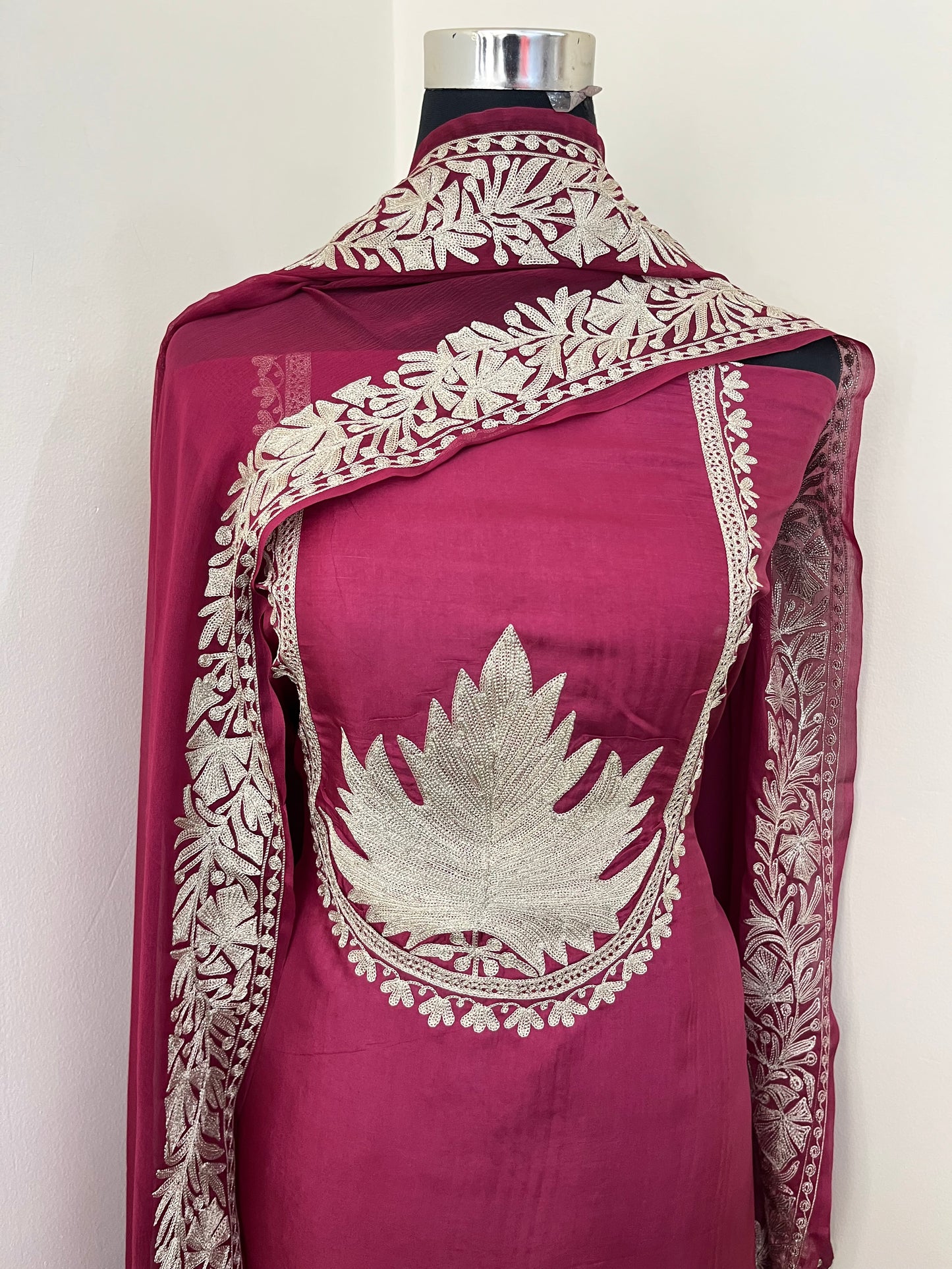 Sanam’ Tilla Kashmiri Silk Suit