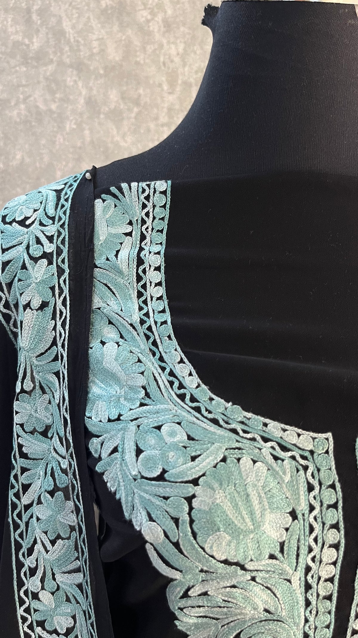 Georgette Black 3 Pc Kashmiri Suit