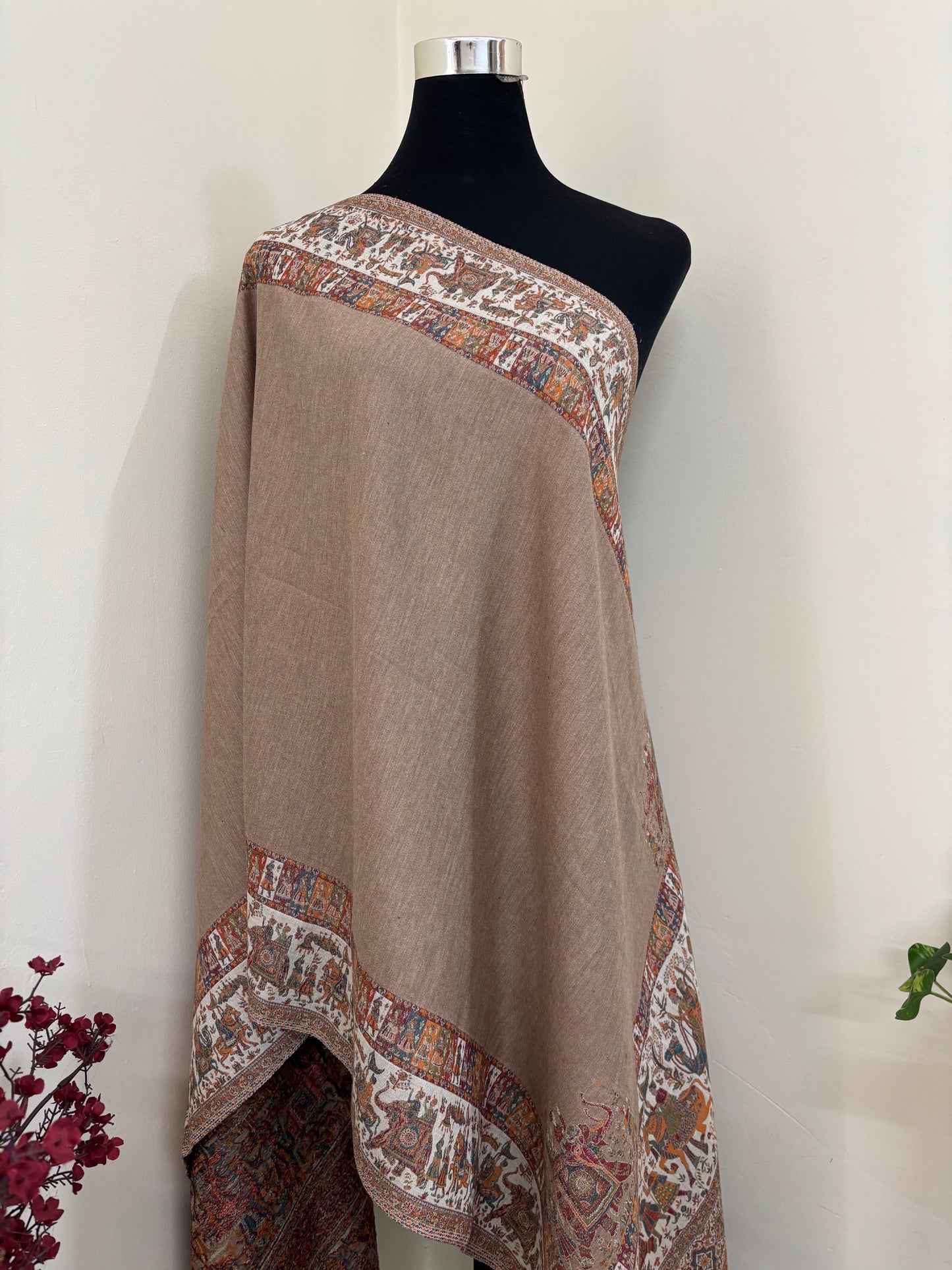 Kani Fine Semi Pashmina stole