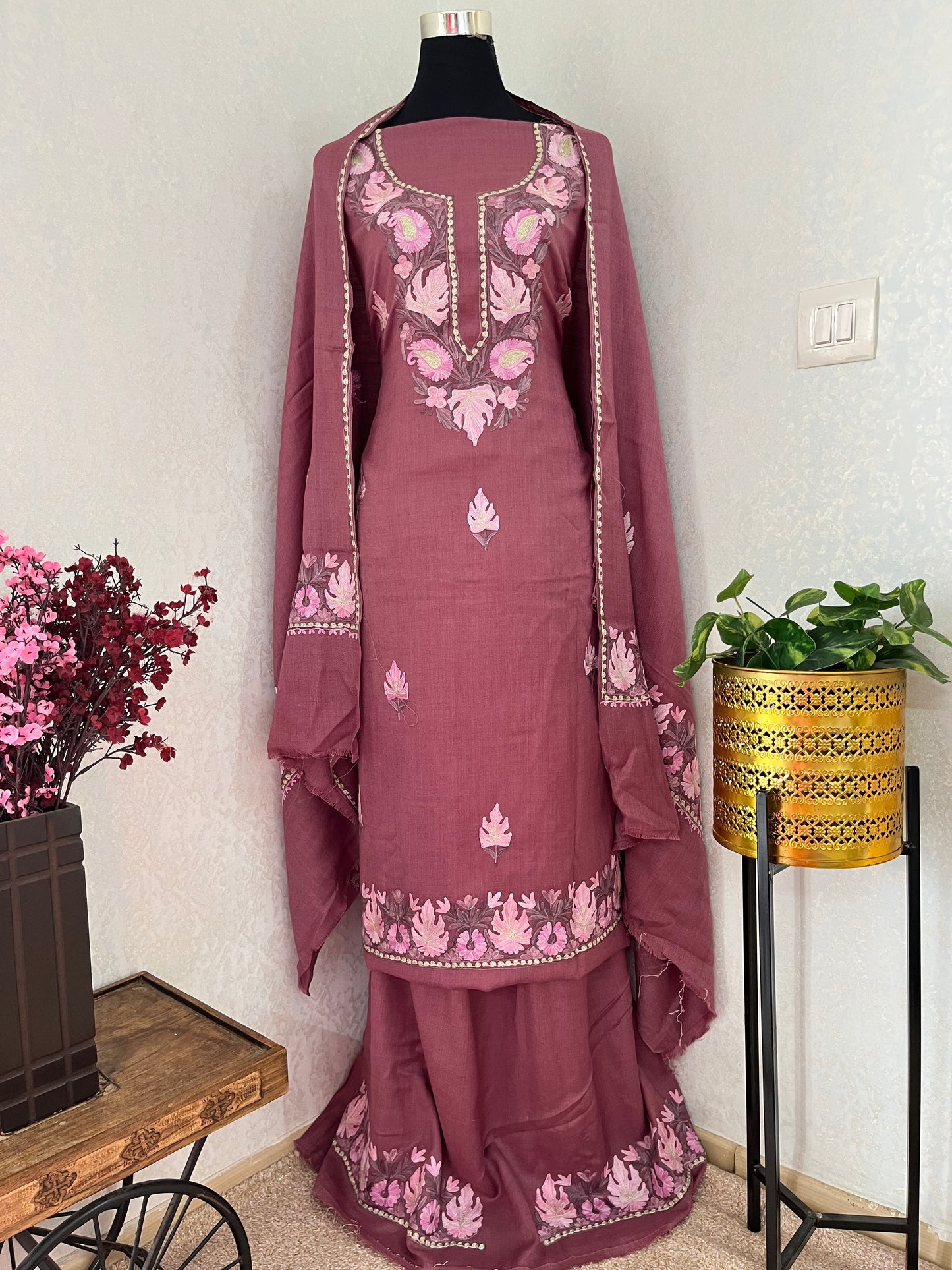 Onion Pink Fine Wool Kashmiri Suit