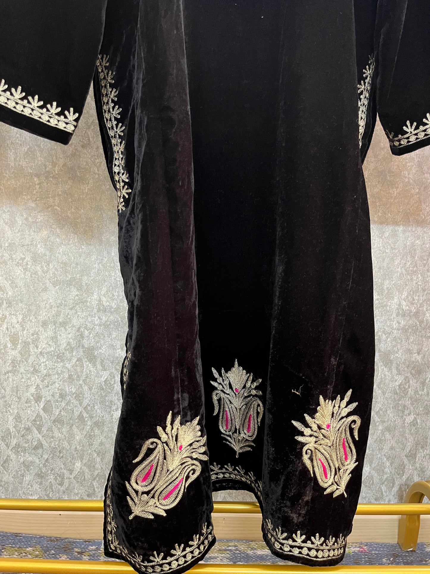 Black Velvet Tilla Pheran (Size 50)