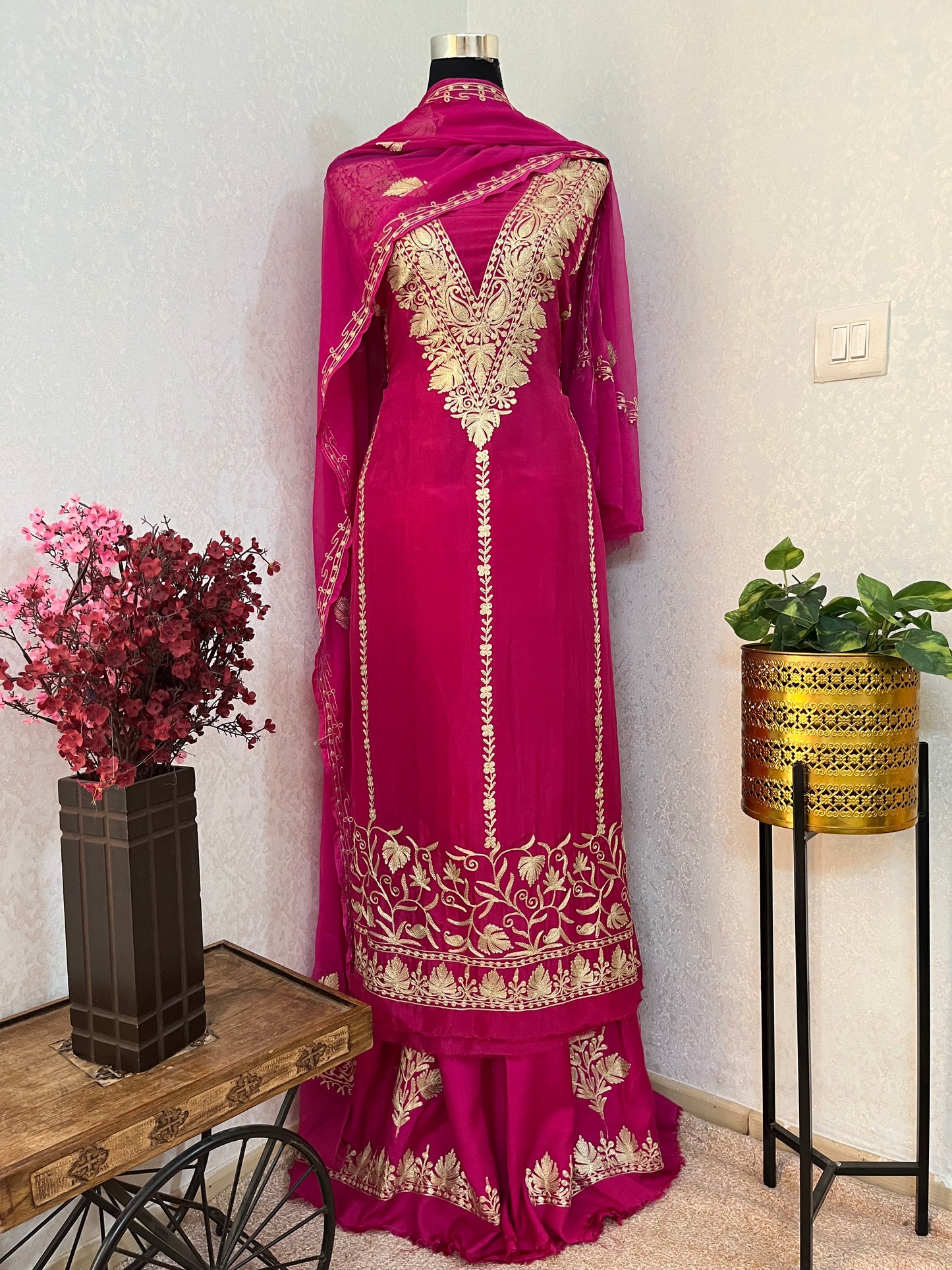 Hot Pink Sanam’ Tilla Kashmiri Silk Suit