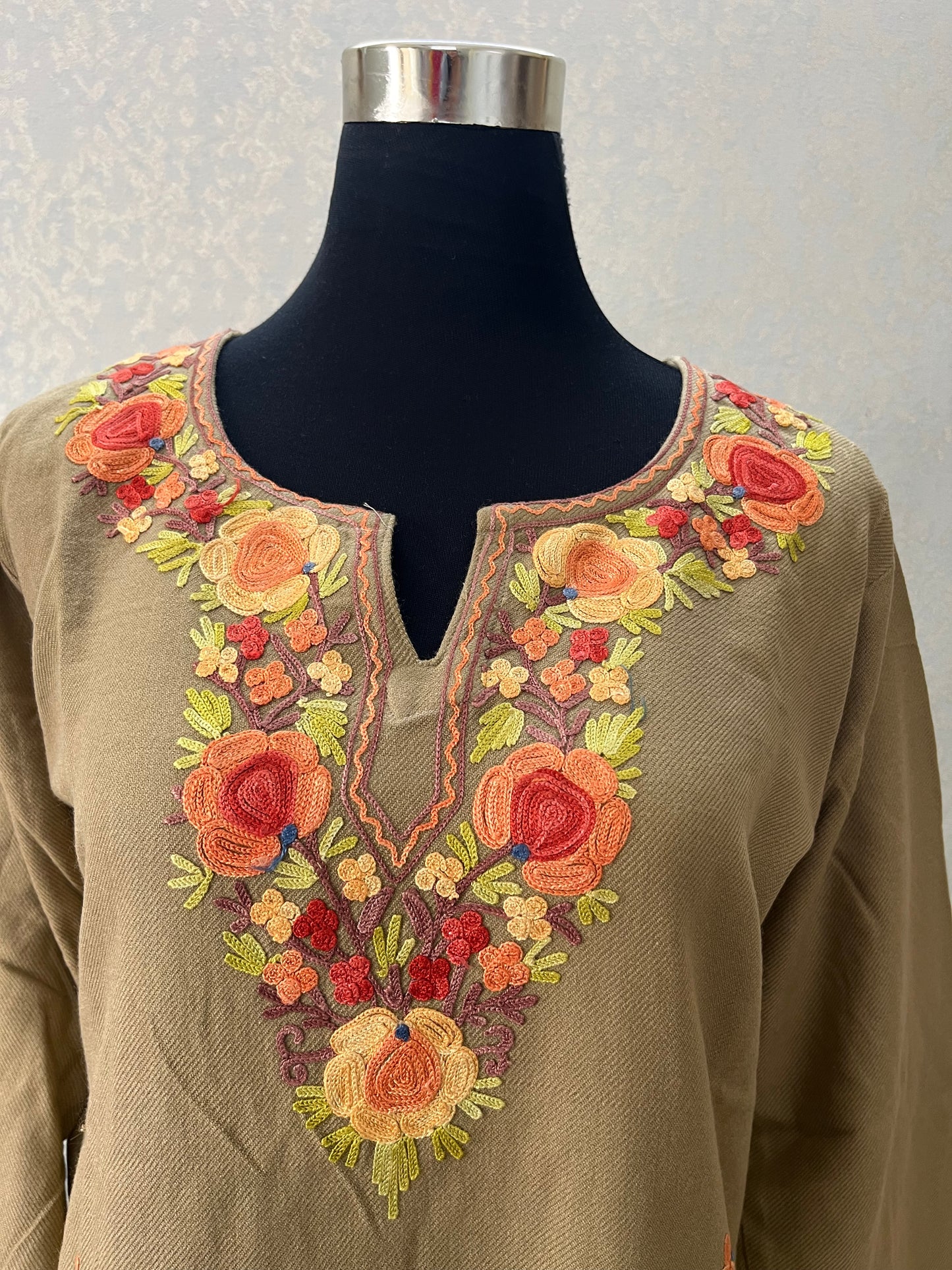 Beige Woollen Kashmiri Co-Ord Set ( Size 42)