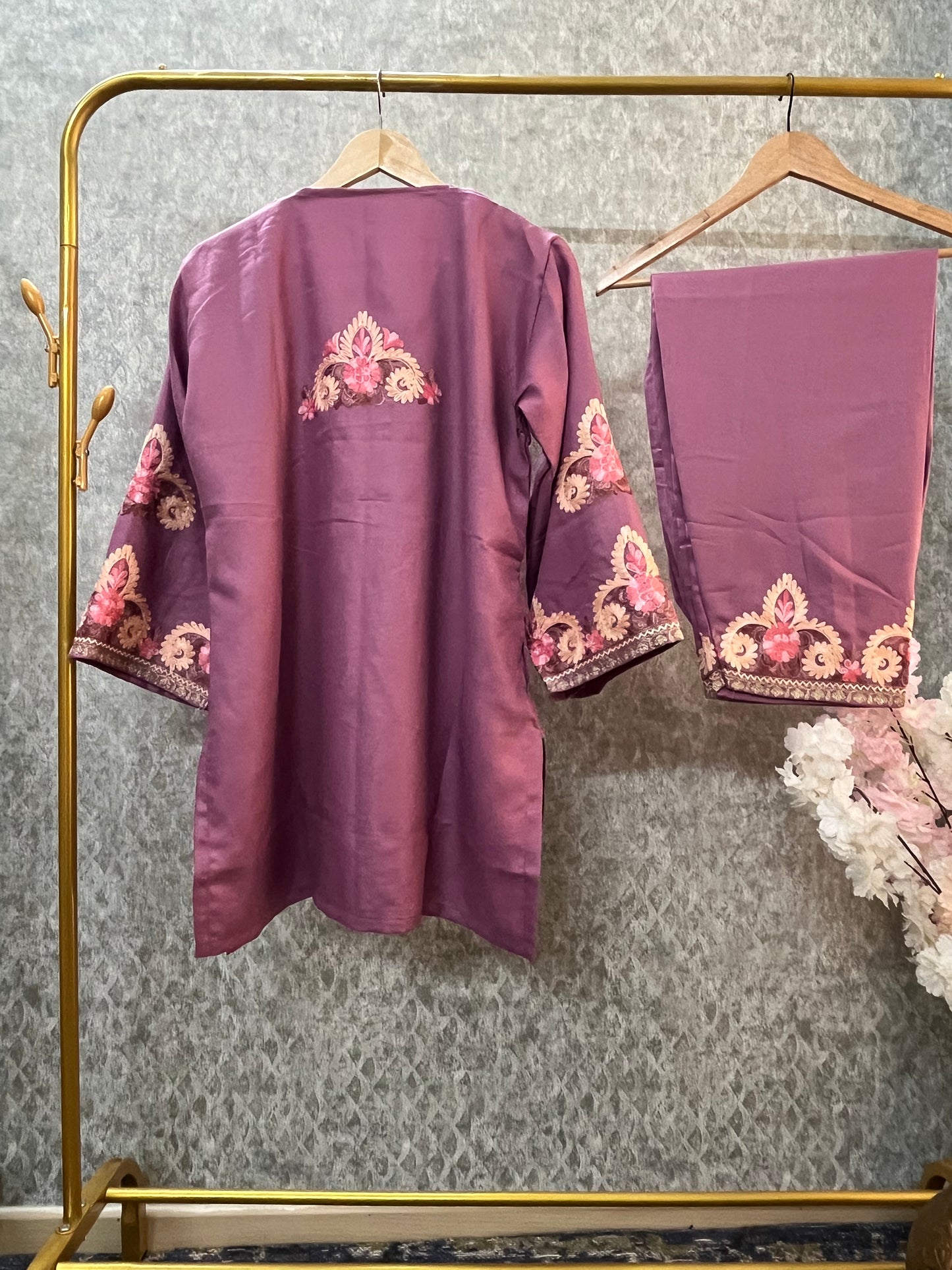 Mauve Woollen Kashmiri Co-Ord Set ( Size 40)