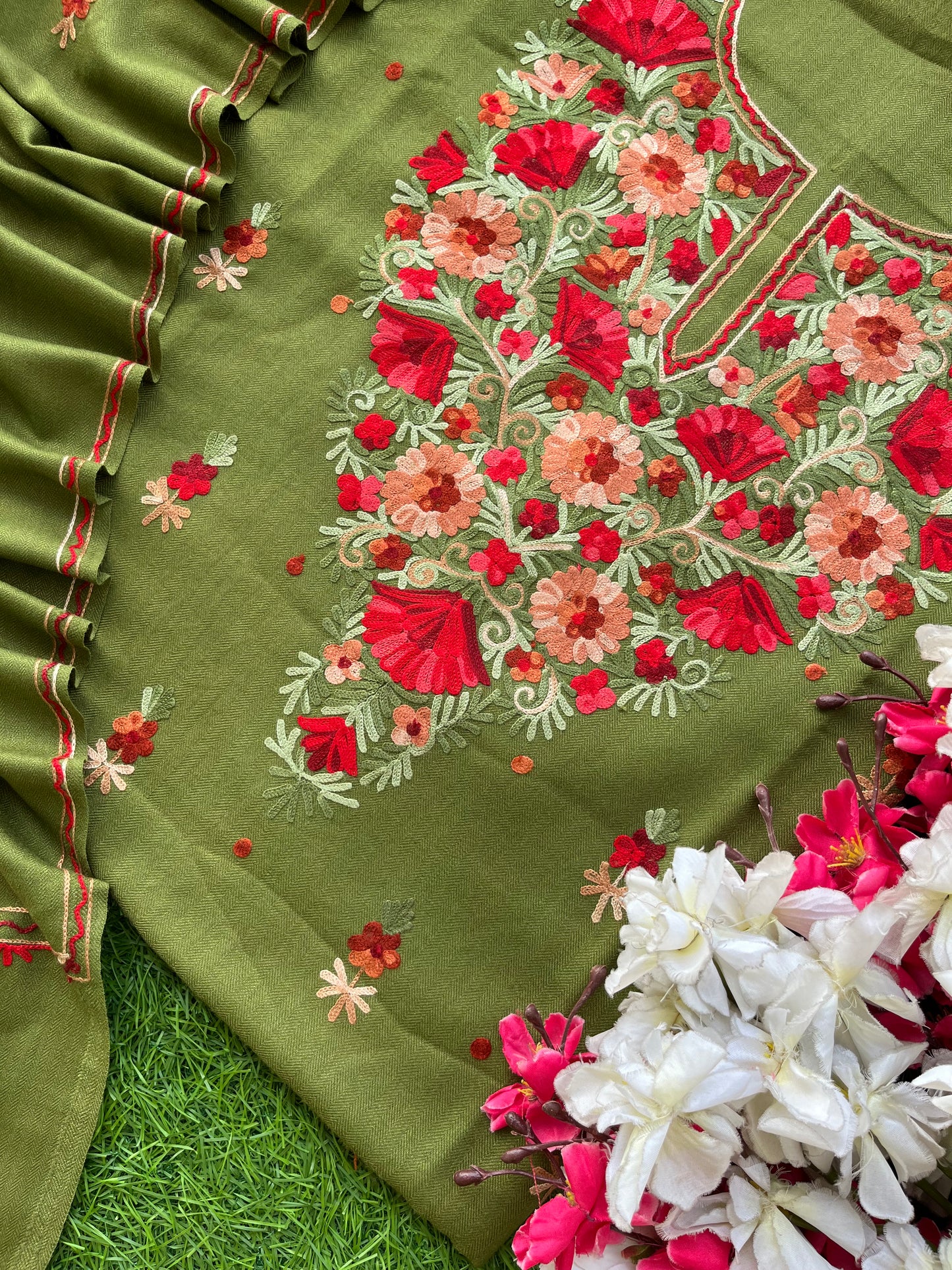 Heena Green Woollen Aari Embroidered 3pc suit