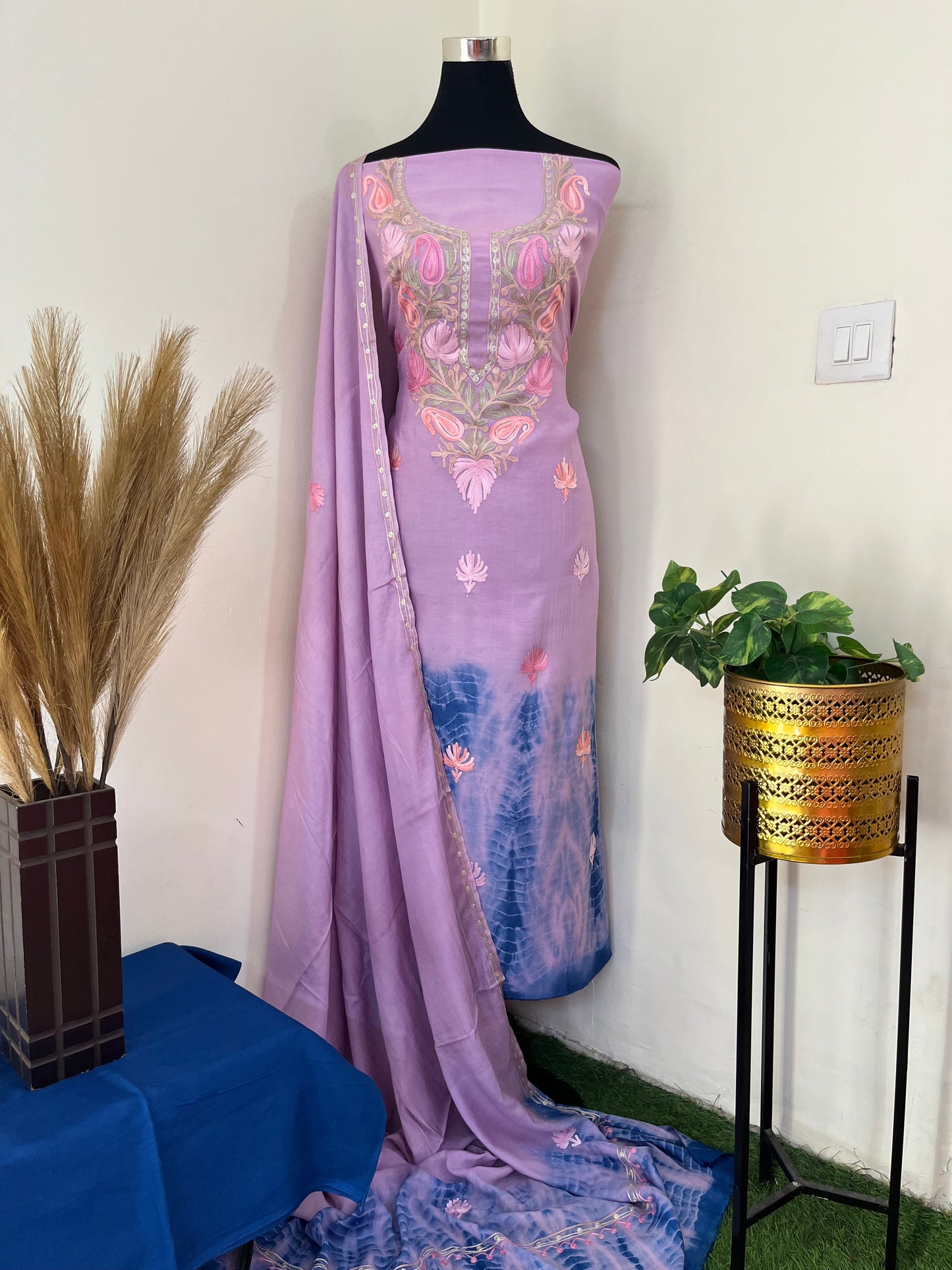 Lavender Mul Cotton Shibori Work Kashmiri 3pc Suit