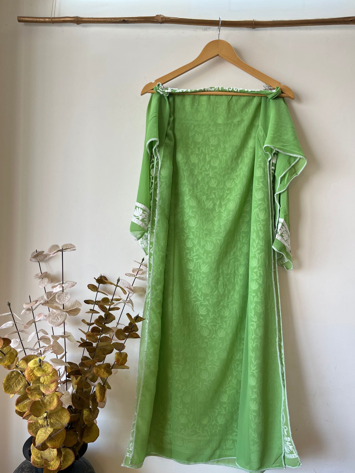 Georgette Green Jaal Work Aari Embroidered Semistitched Kurta Material