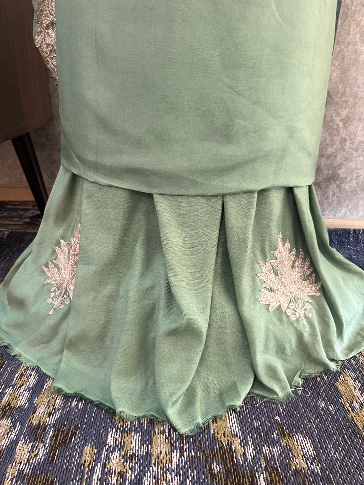 Tea Green Sanam’ Tilla Kashmiri Silk Suit