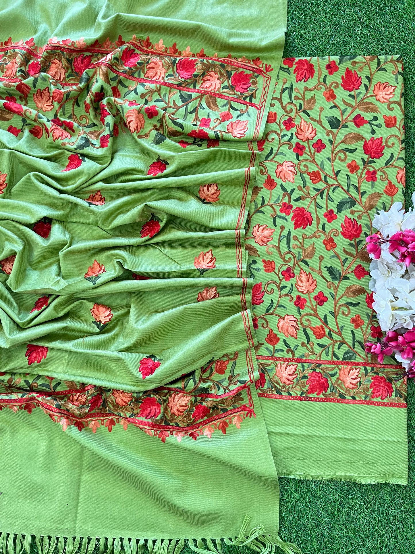 Pista Green Chinar Woollen Aari Embroidered 3pc Suit Stole