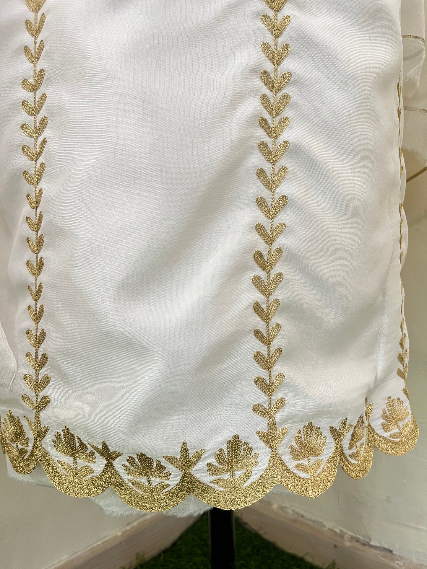 Sanam’ Ivory White Silk Tilla Embroidered Suit material