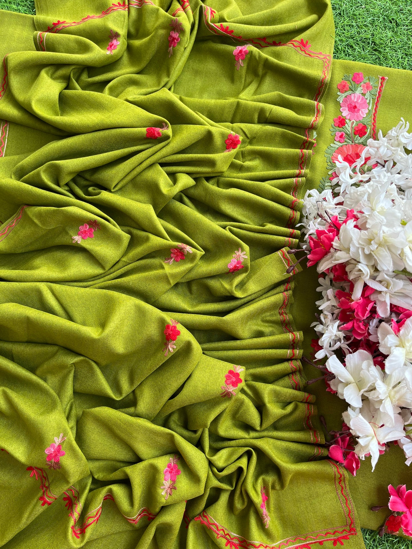 Heena Green Woollen Aari Embroidered 3pc suit