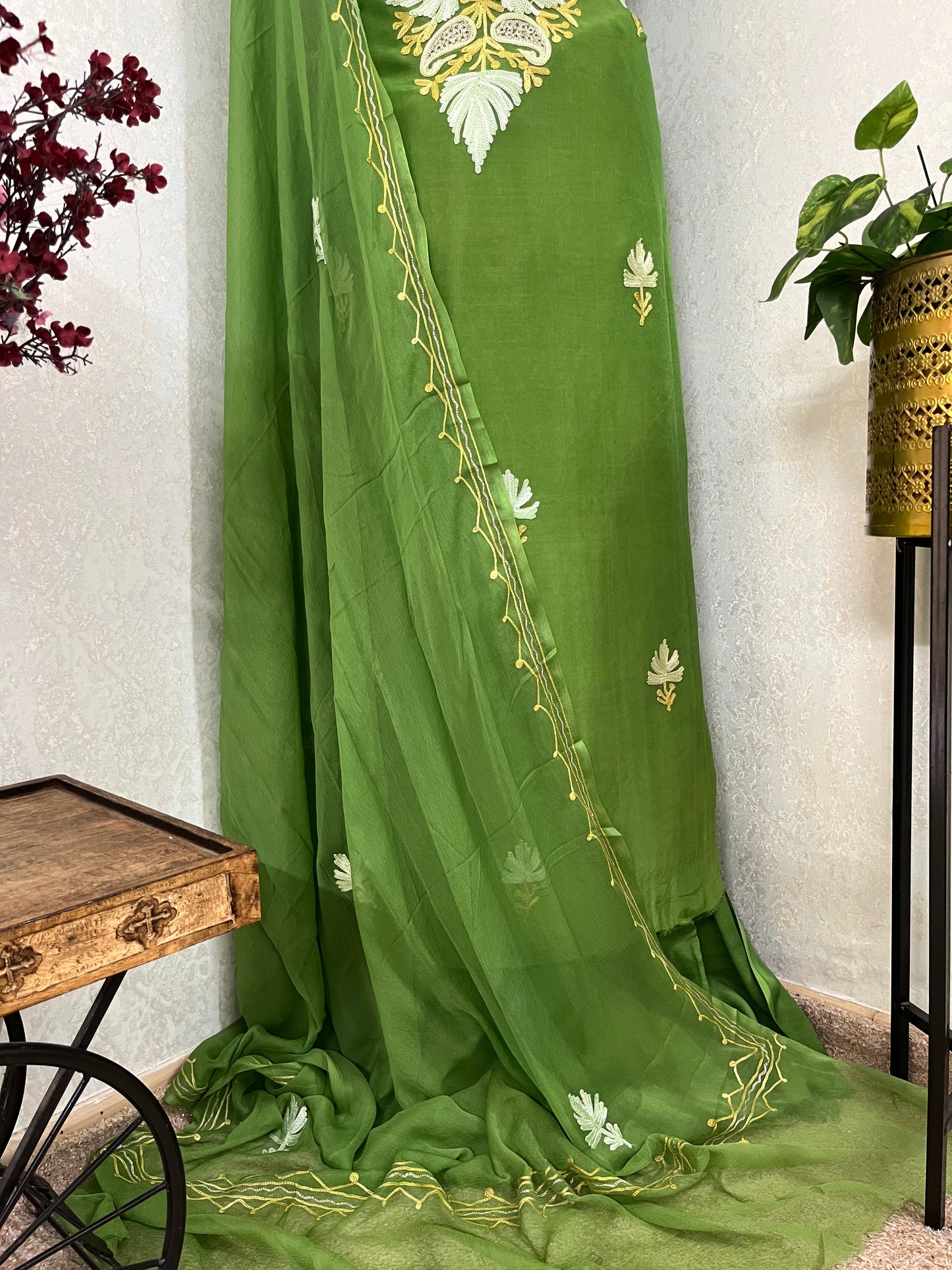 Lawn Green Opada Silk Kashmiri Suits