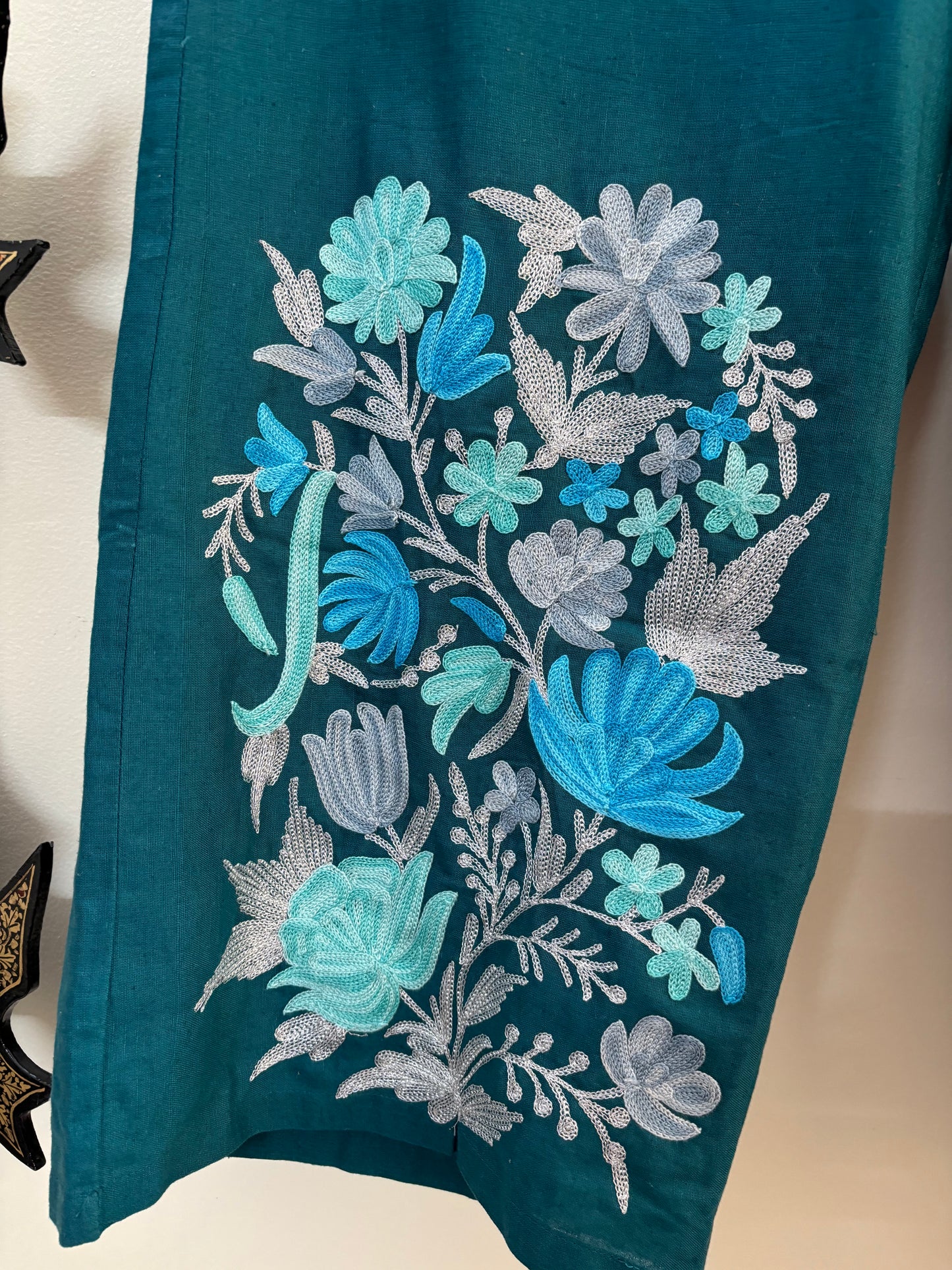 Women Green Wide Leg Solid Embroidered Palazzos