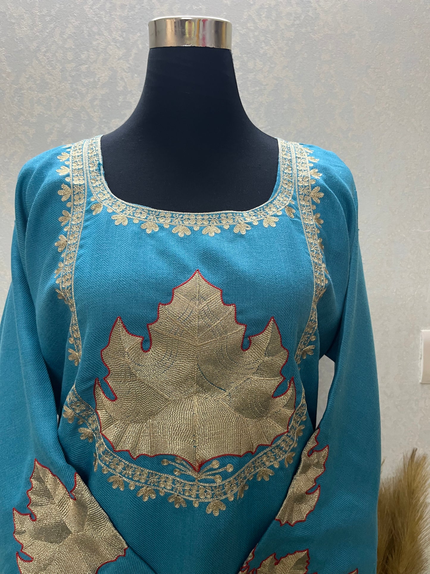 Firozi Woollen Kashmiri Co-Ord Set ( Size 44)