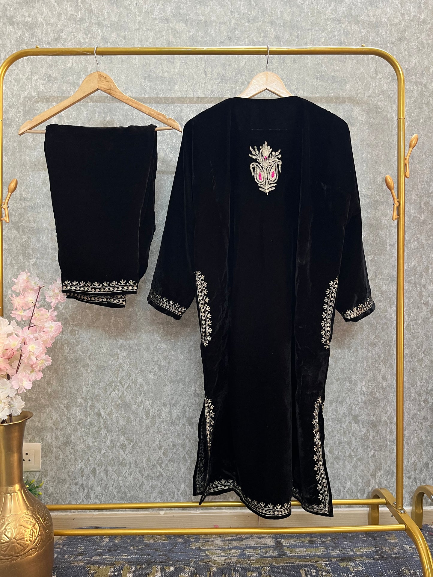 Black Velvet Tilla Pheran (Size 50)