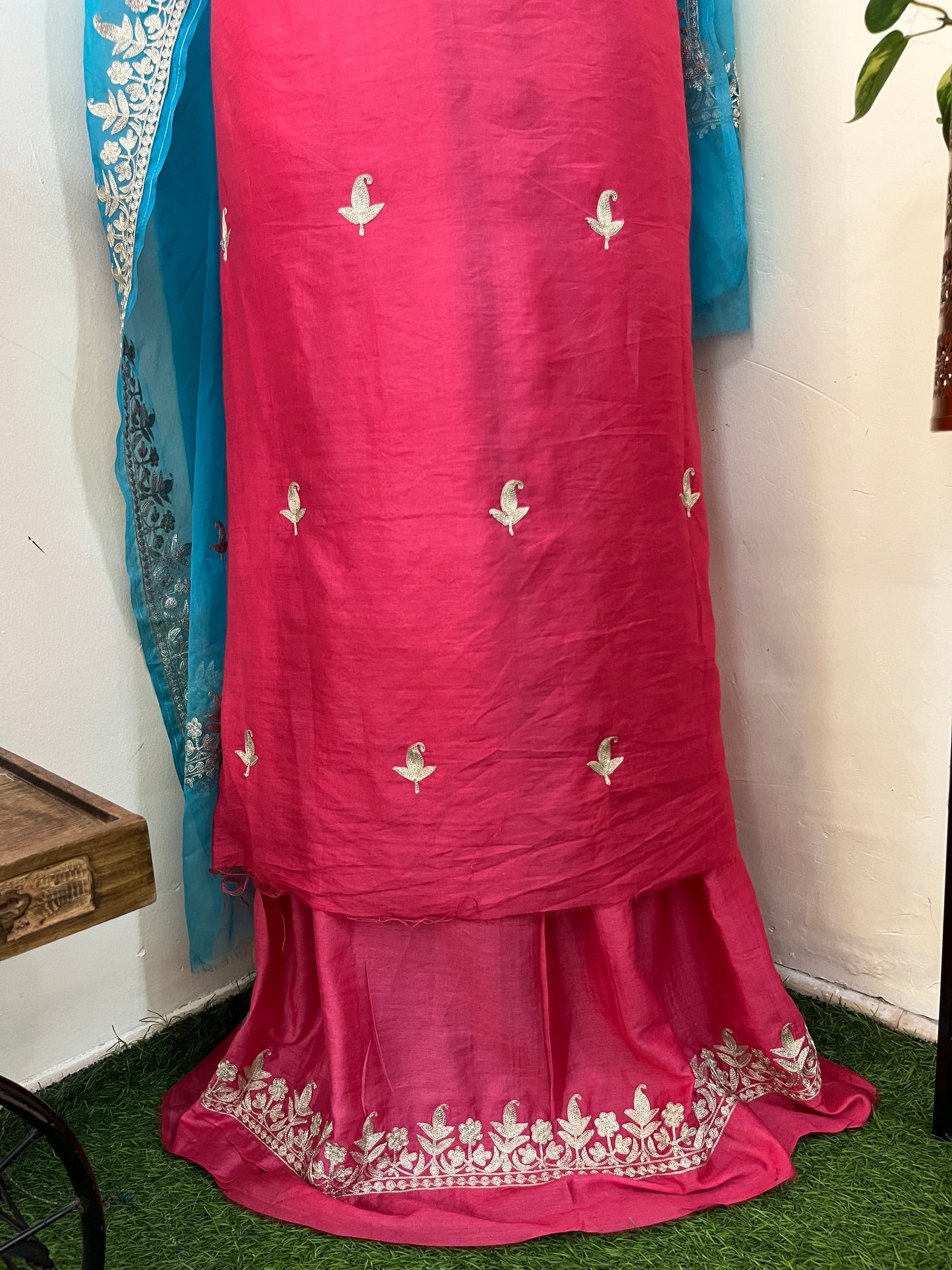 Fuchsia Pink Chanderi Silk Kashmiri Suit
