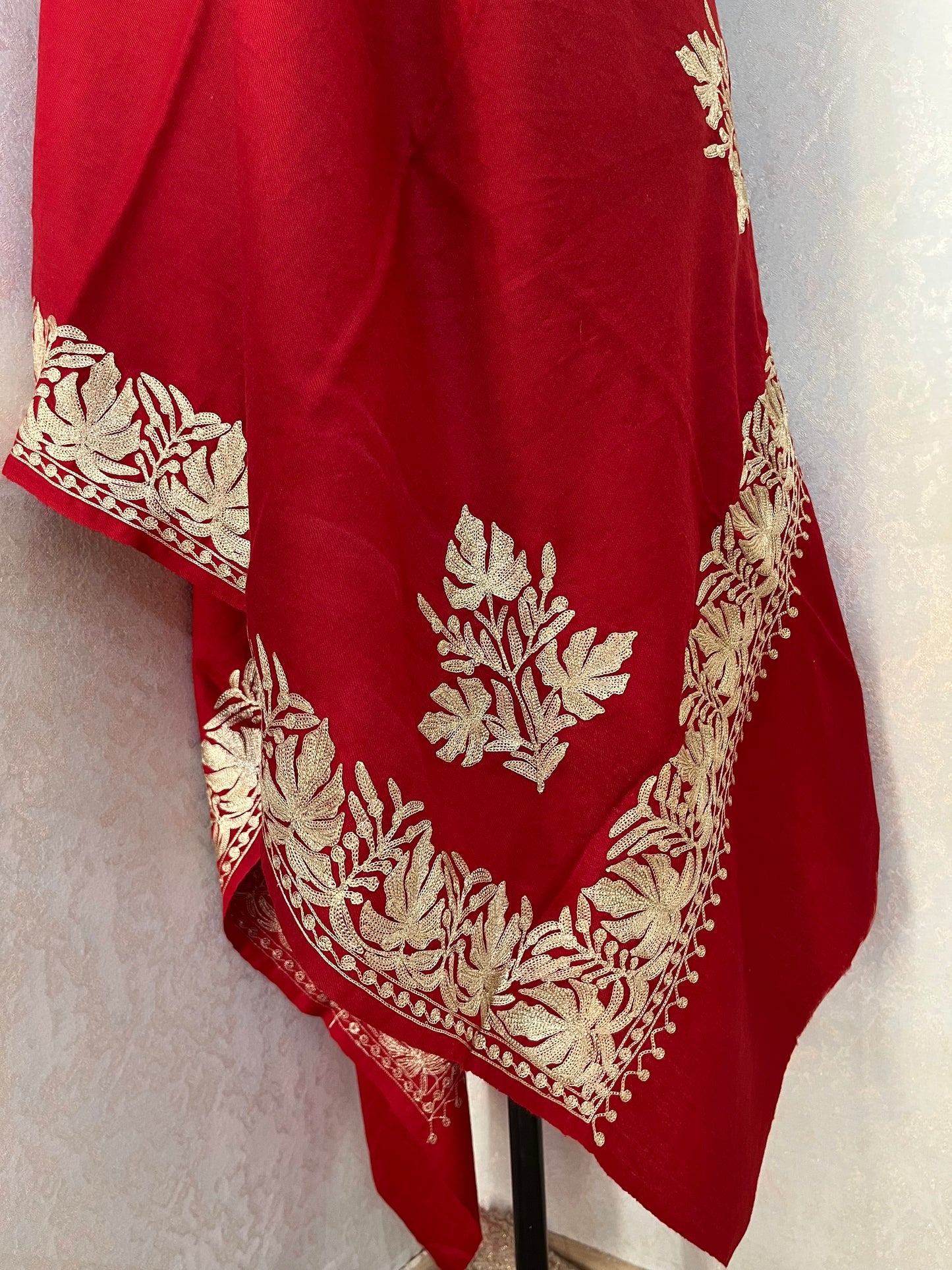 Maroon Semi Pashmina Tilla Embroidered stole