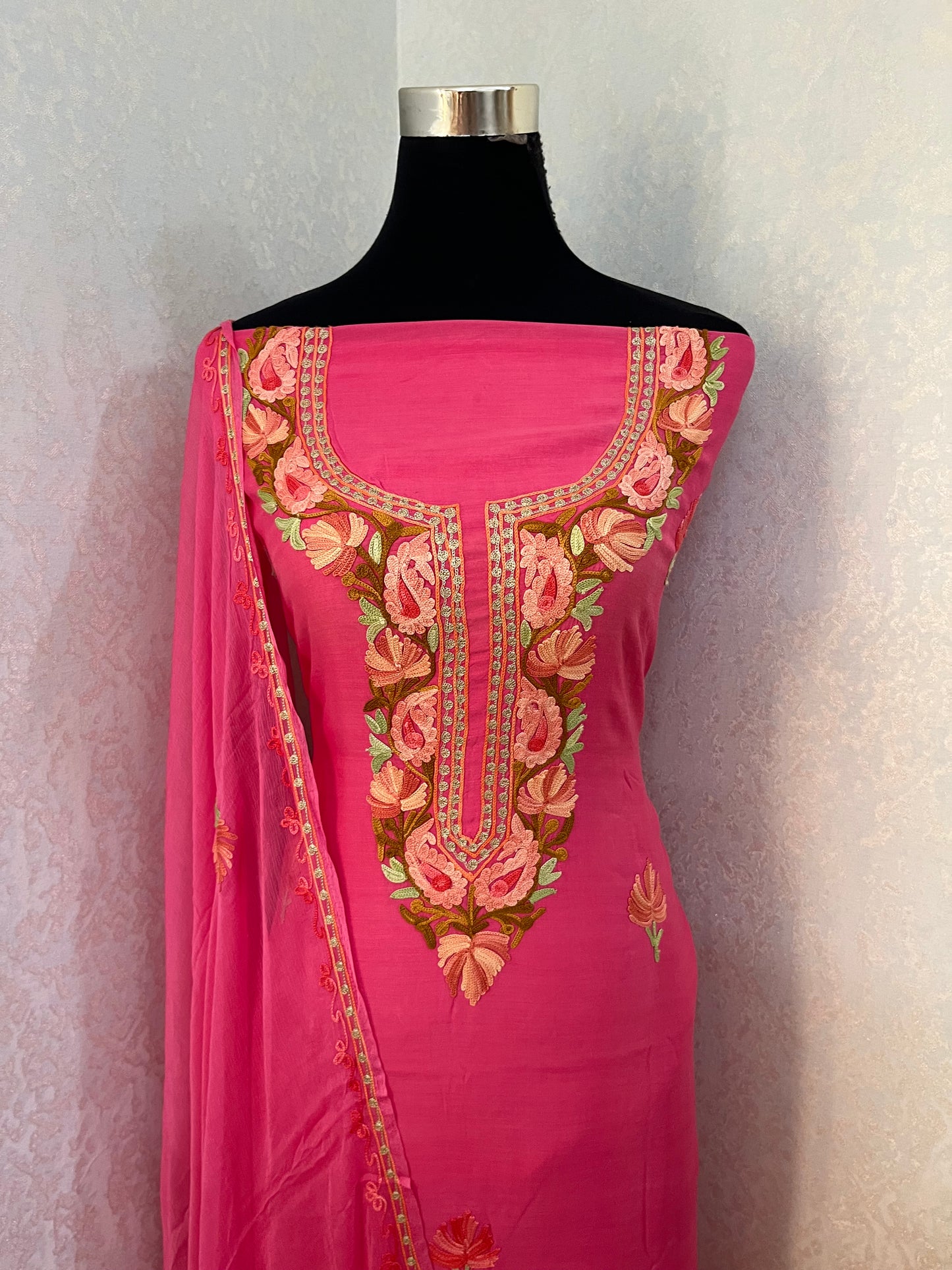 Pink Muslin Cotton Jaal Sleeves Kashmiri 3pc Suit