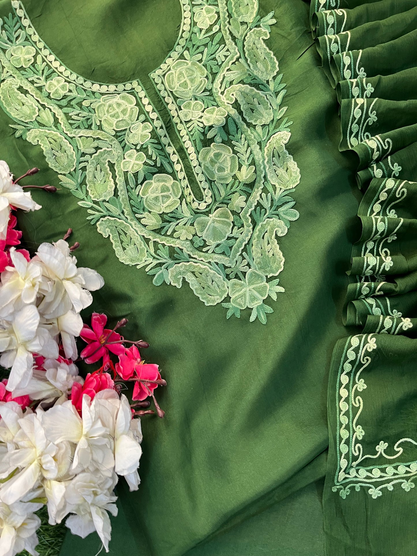 Green Opada Silk Kashmiri Suit