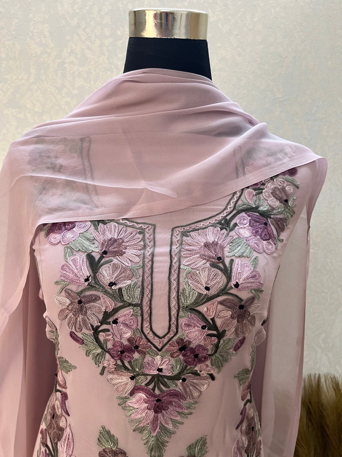 Soft Mauve Georgette 3Pc Kashmiri Suit