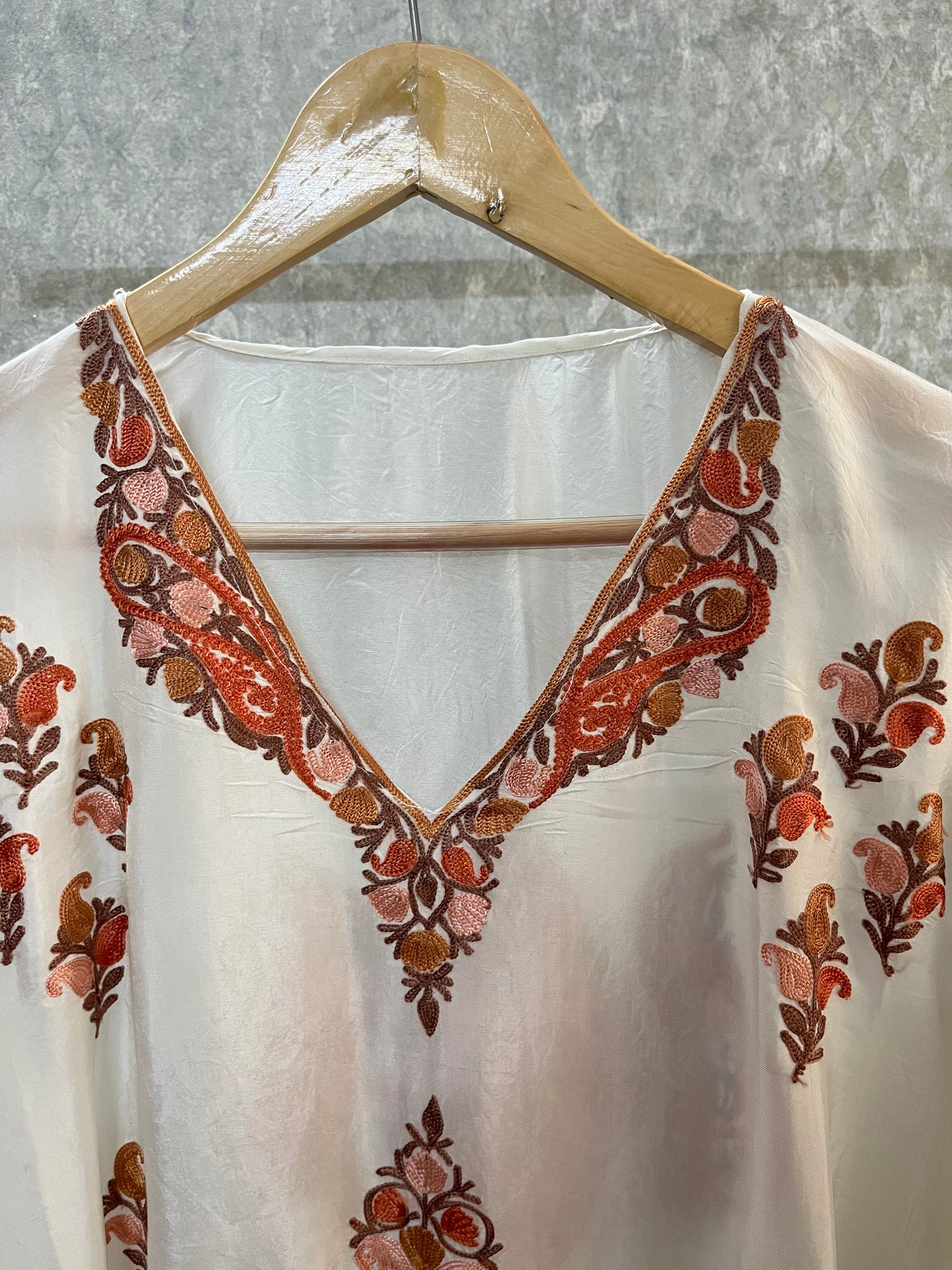 Ivory Opada Silk Kashmiri Kaftan Set