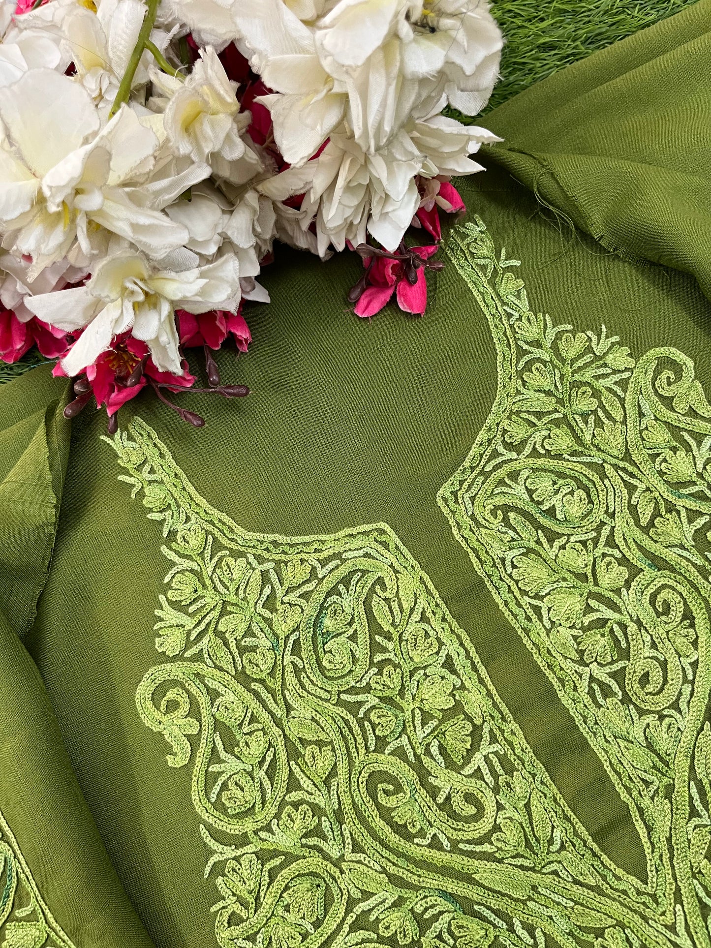 Heena Green Cotton Two Piece Suit (Hand Embroidered)