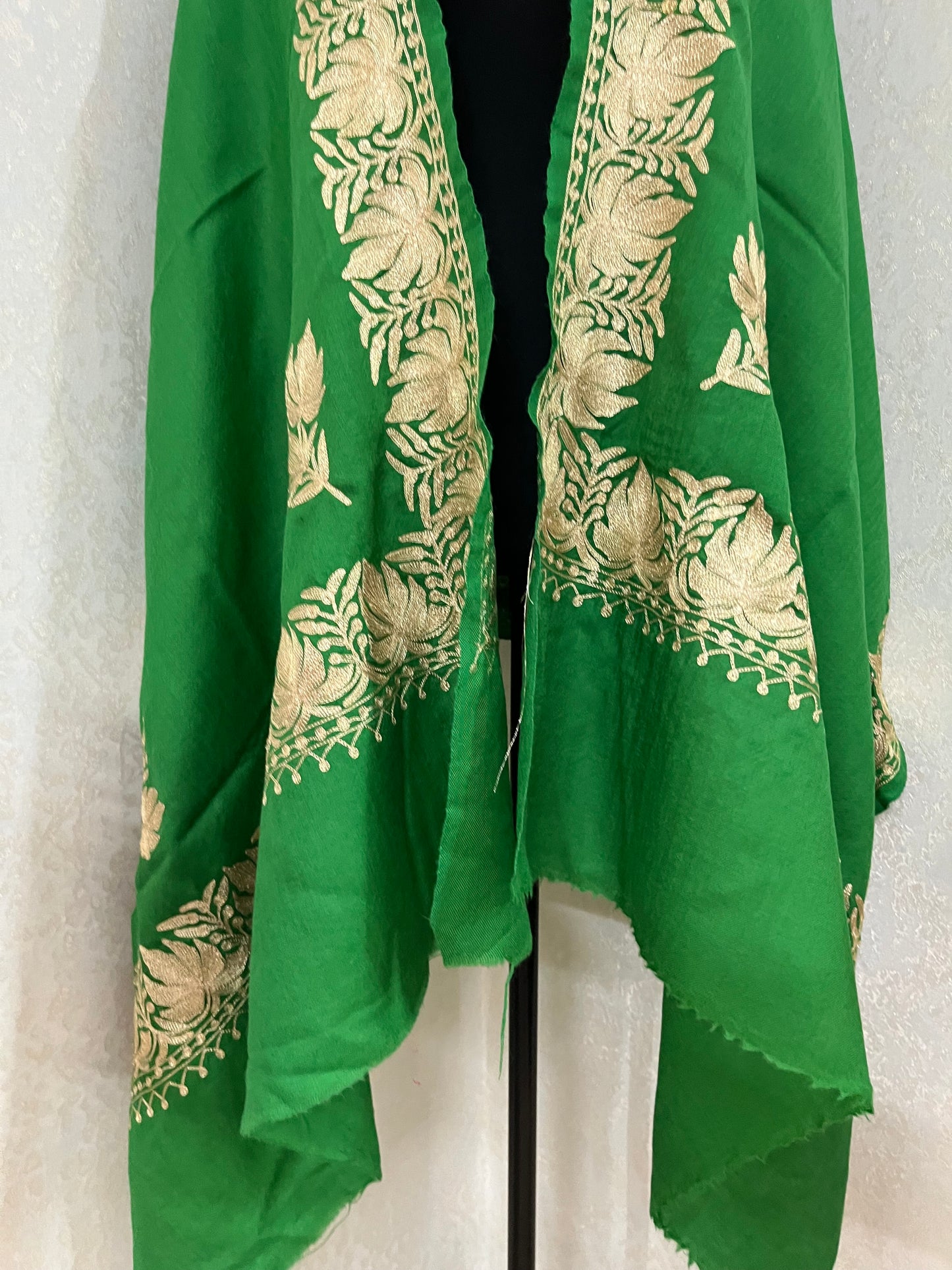 Green Semi Pashmina Tilla Embroidered stole