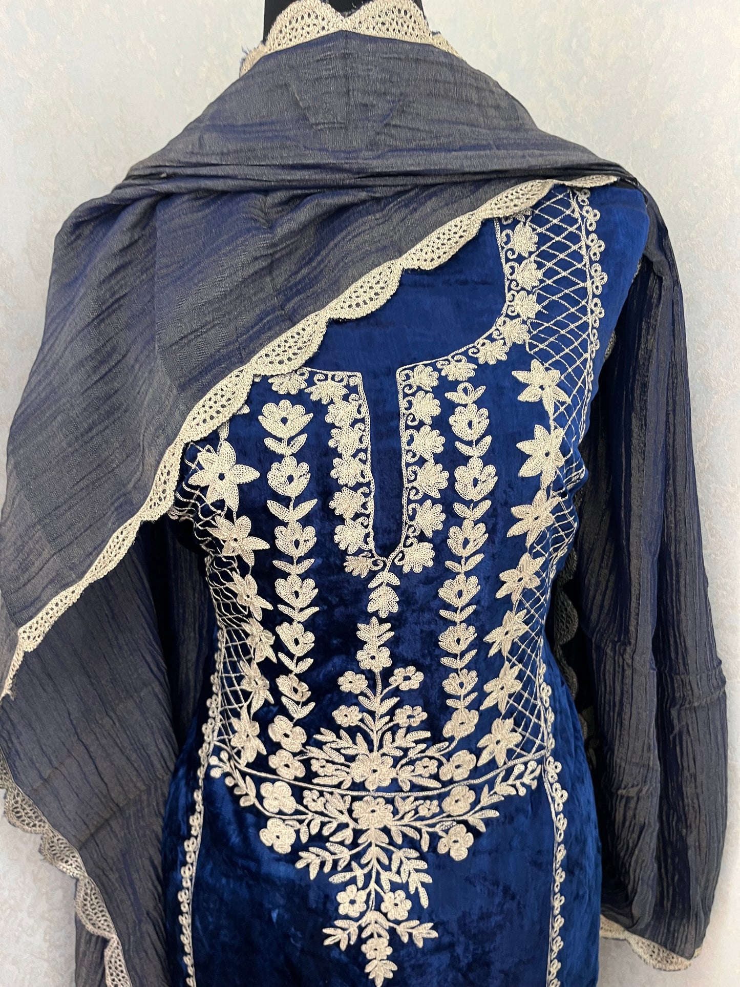 Navy Blue Tilla Pure Makhmal 3pc Suit