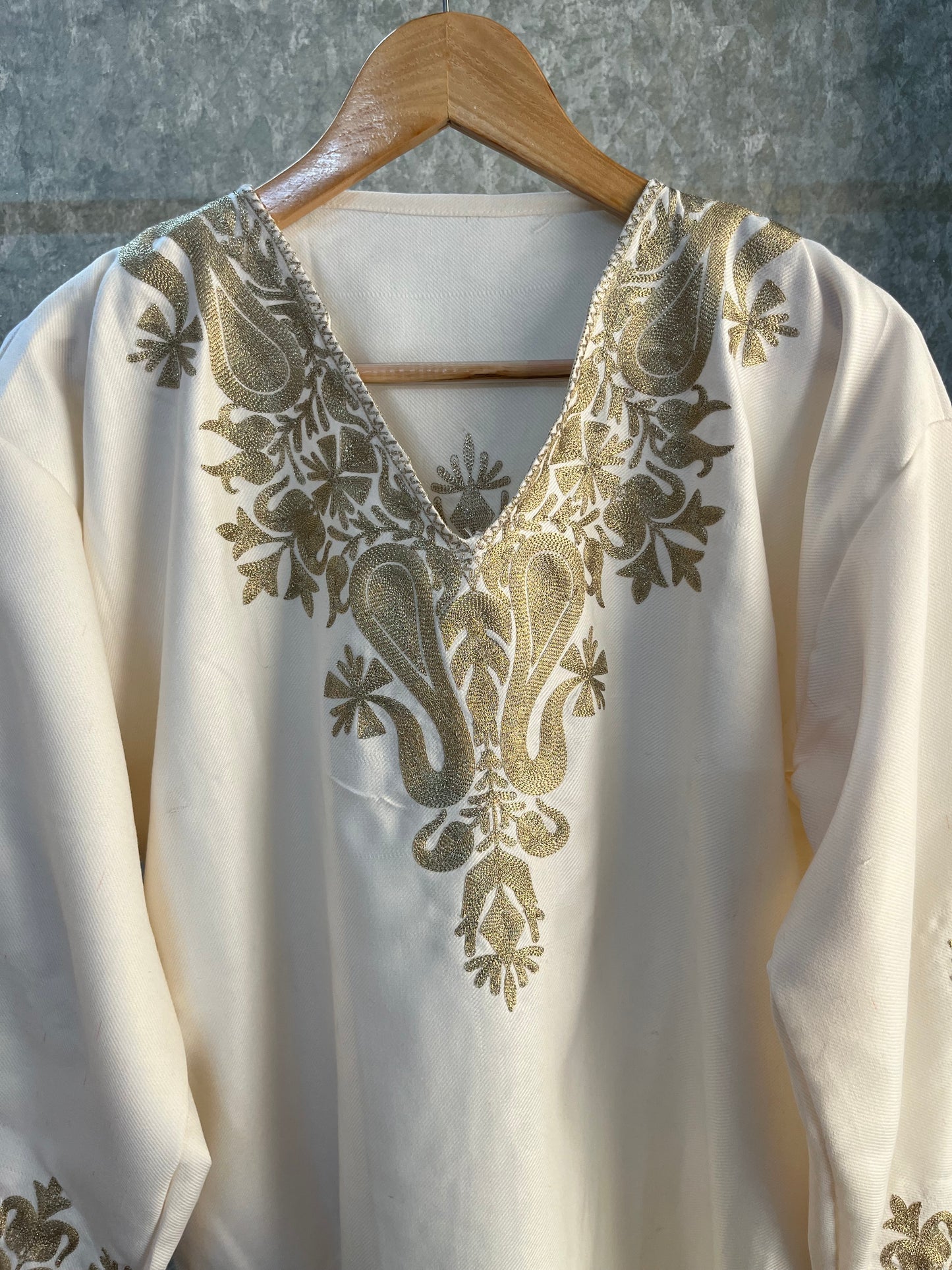 Off White Woollen Kashmiri Co-Ord Set ( Size 46)