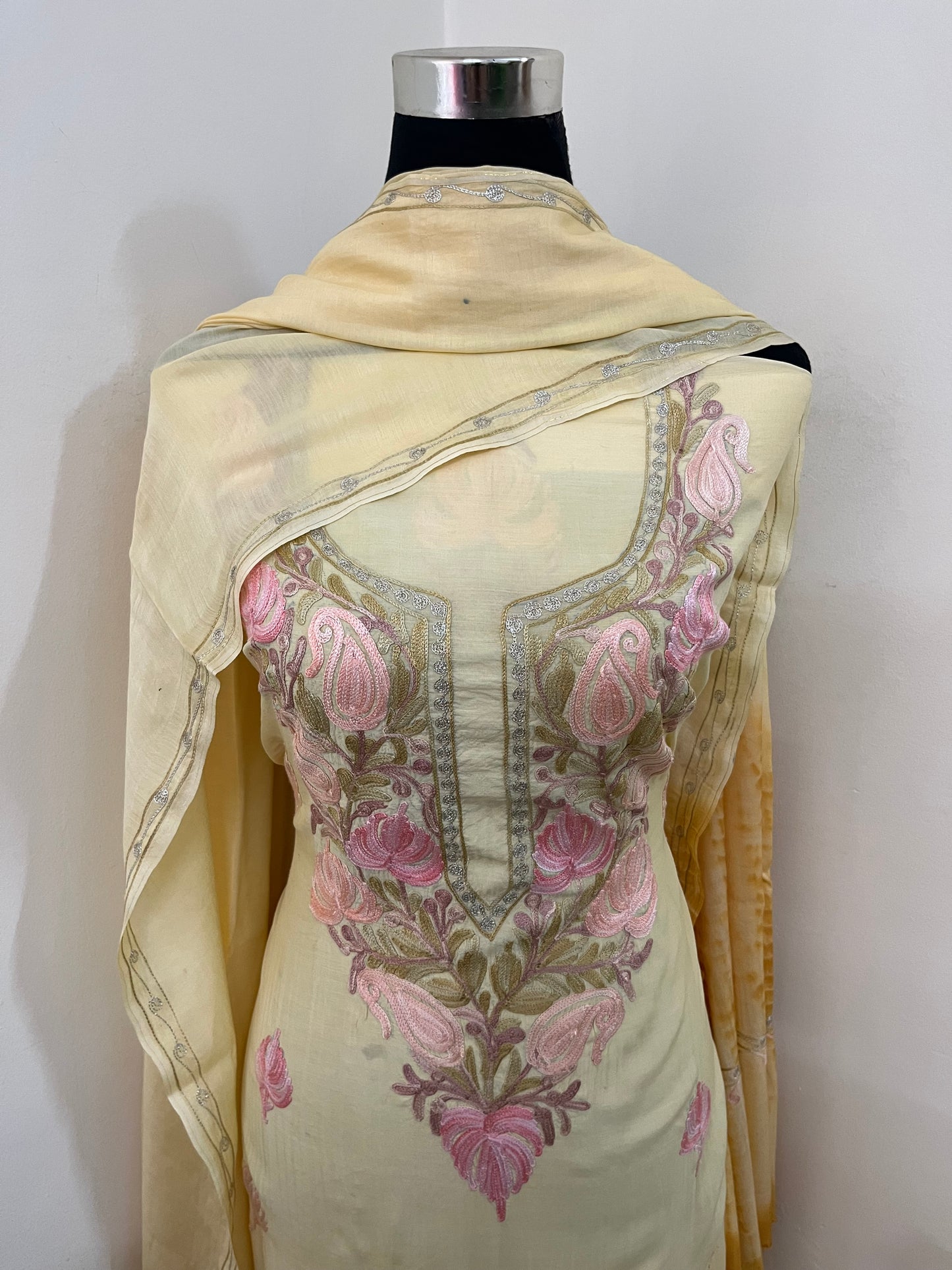 Lemon Yellow Mul Cotton Shibori Work Kashmiri 3pc Suit