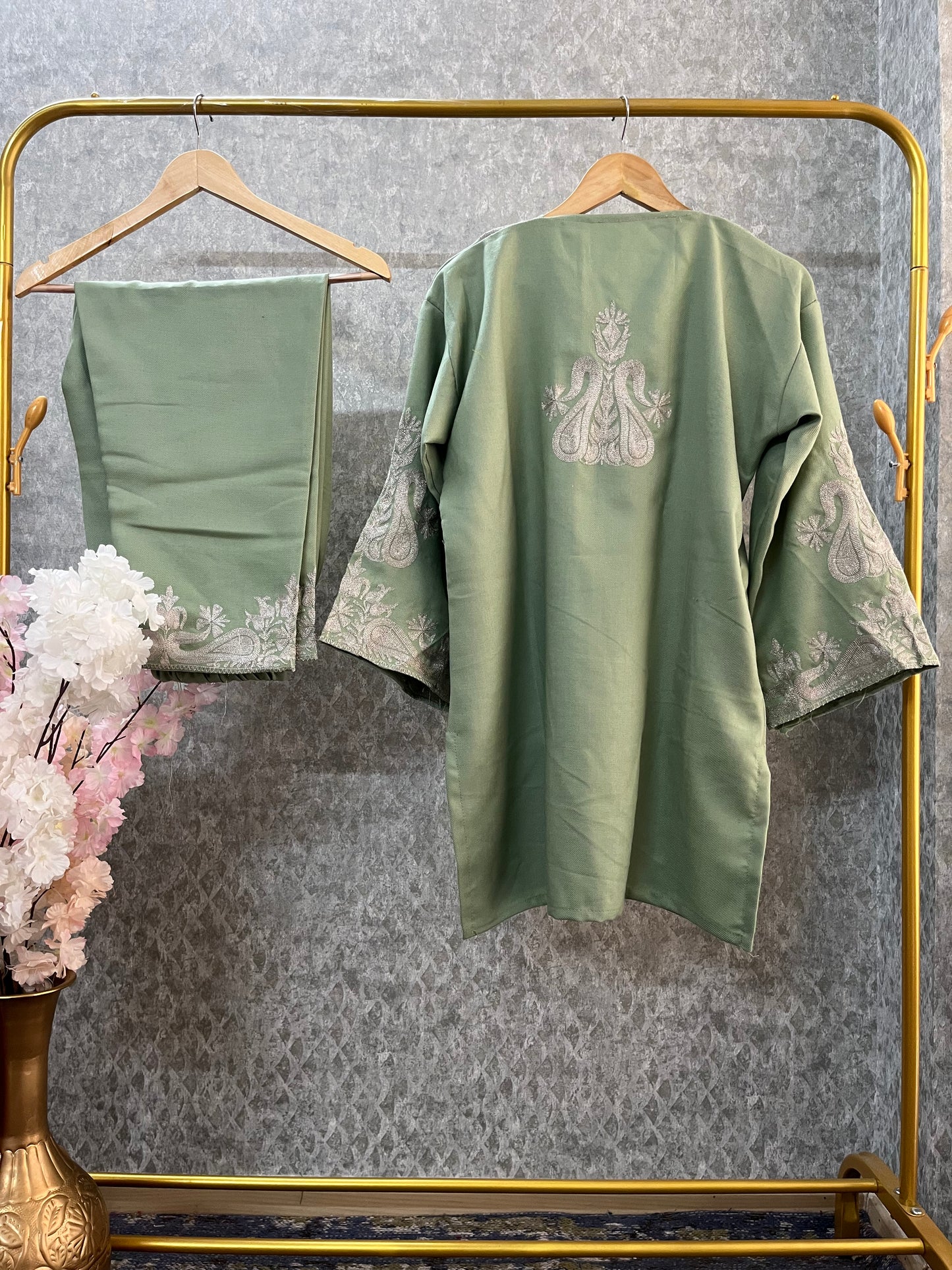 Light Green Woollen Kashmiri Co-Ord Set ( Size 48)