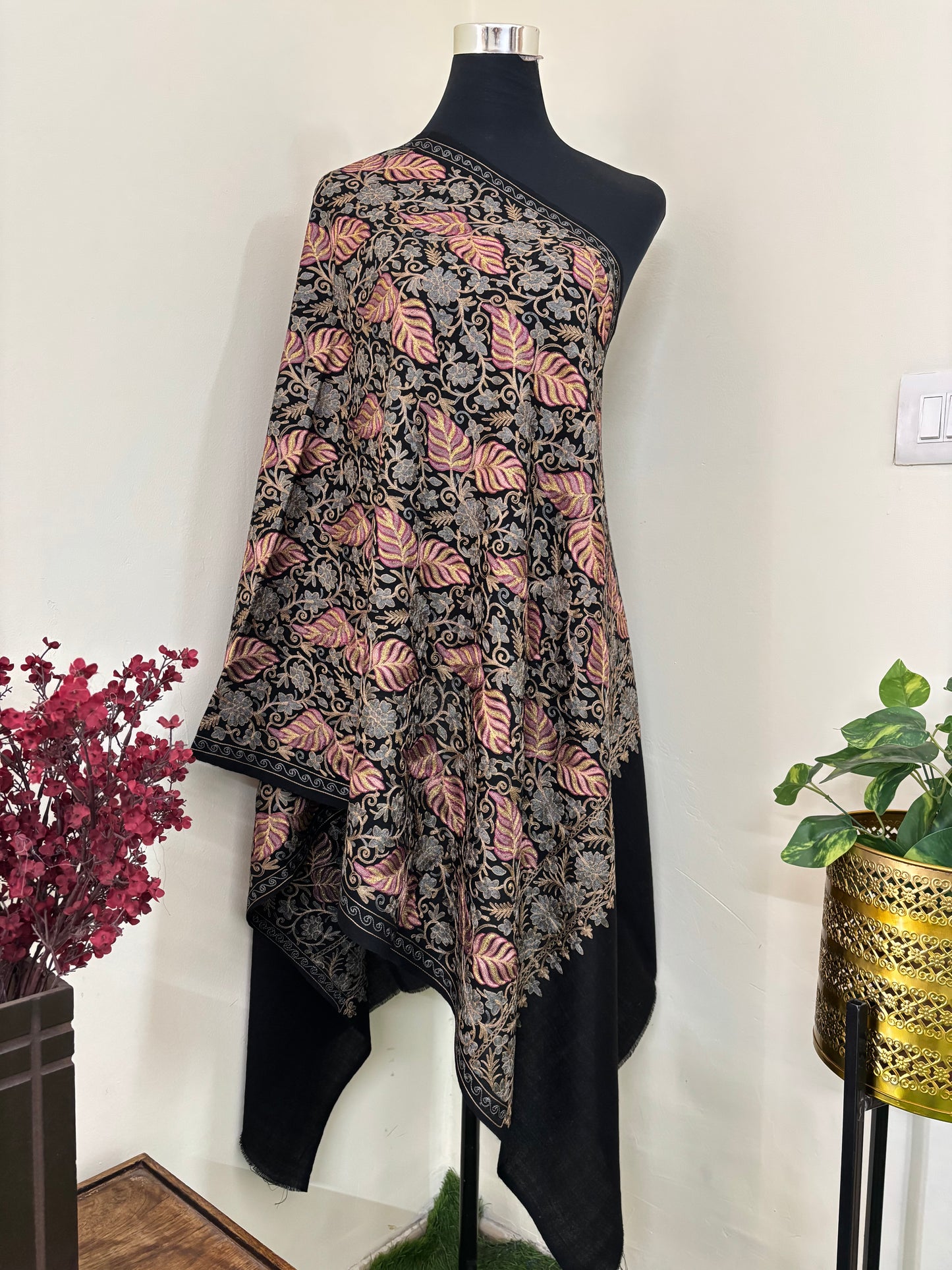 Black Chinaar Baag Kashmiri Stole