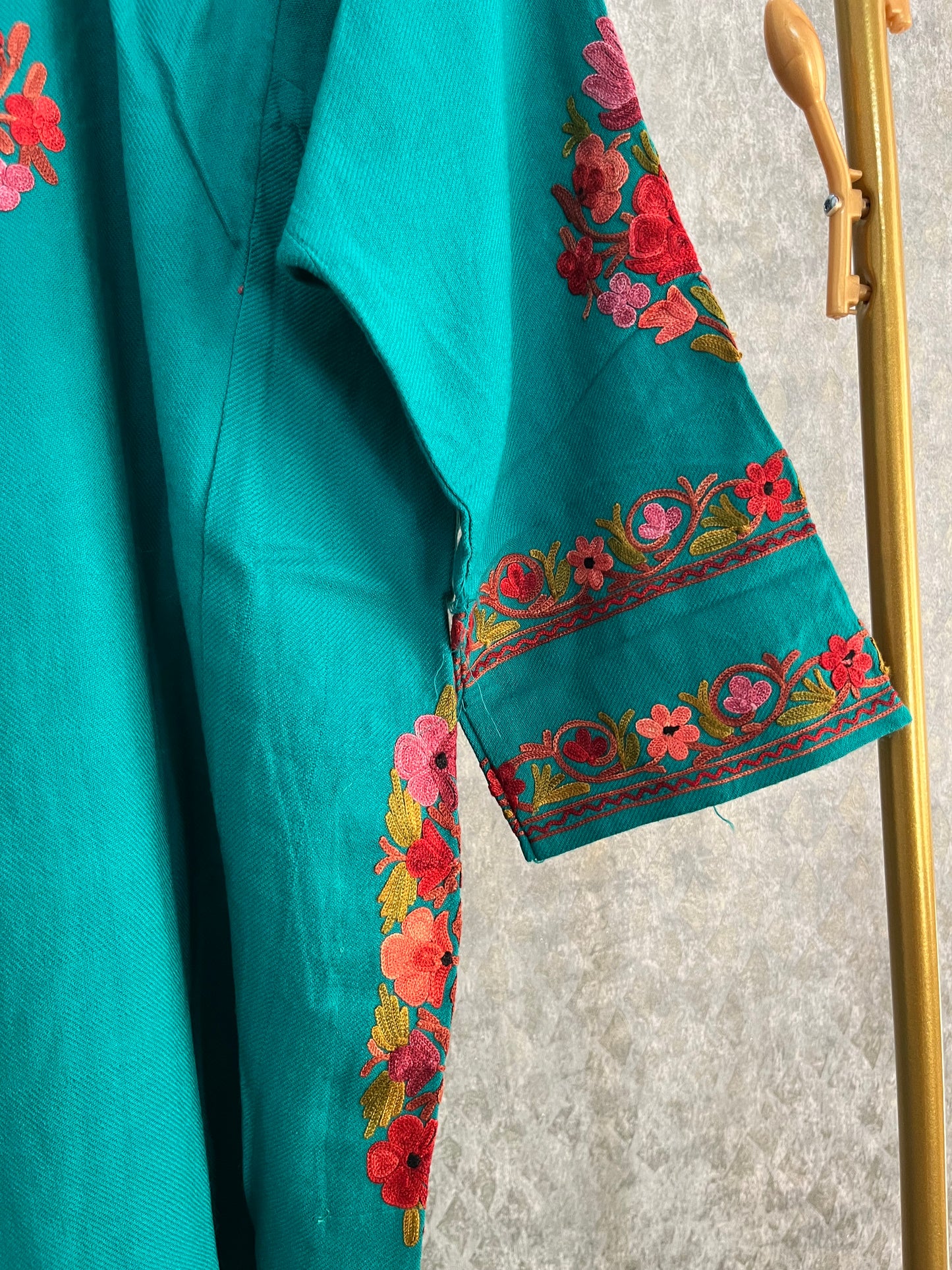 Green Aari Embroidered Wool Pheran