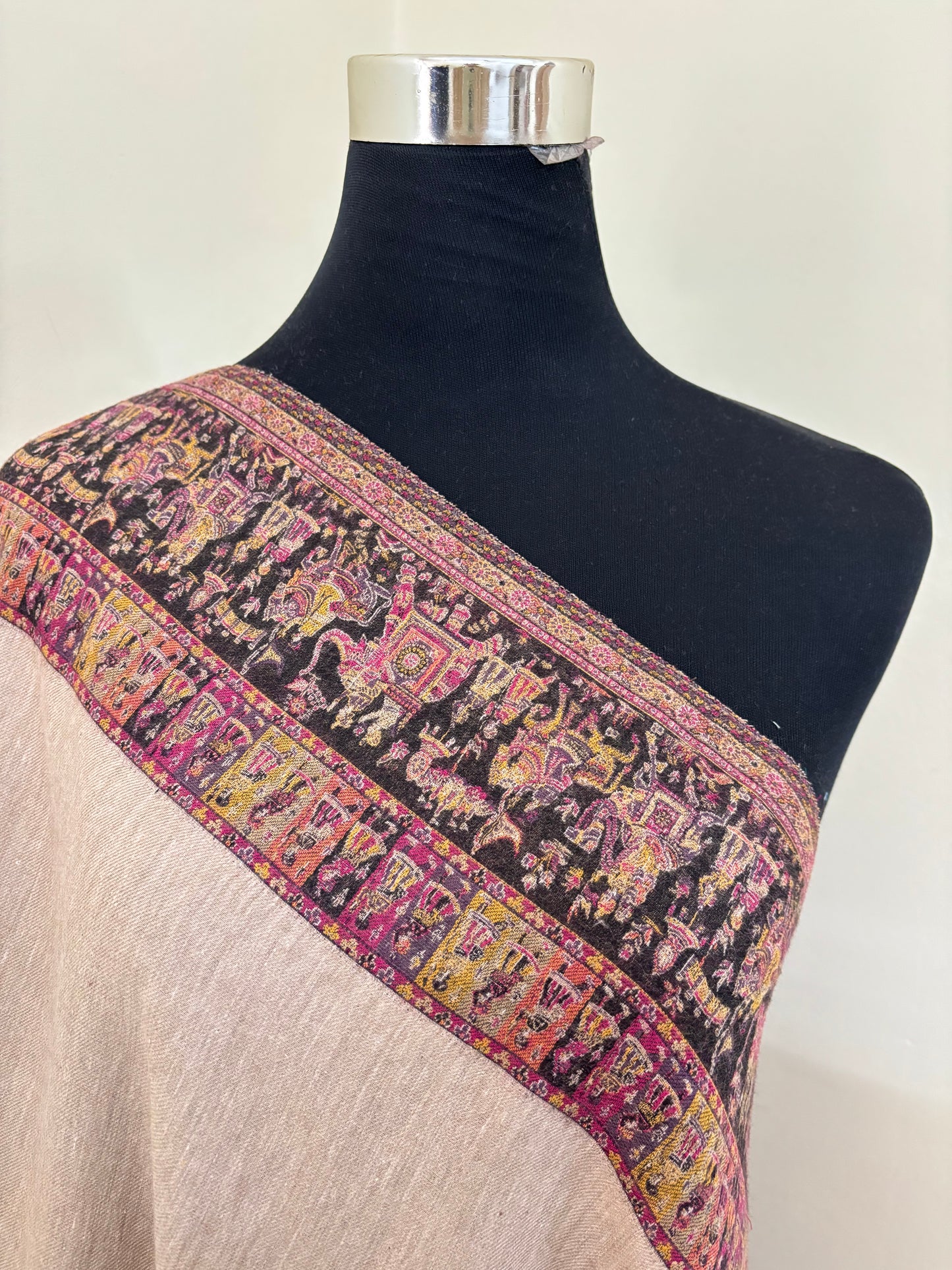 Kani Fine Semi Pashmina stole